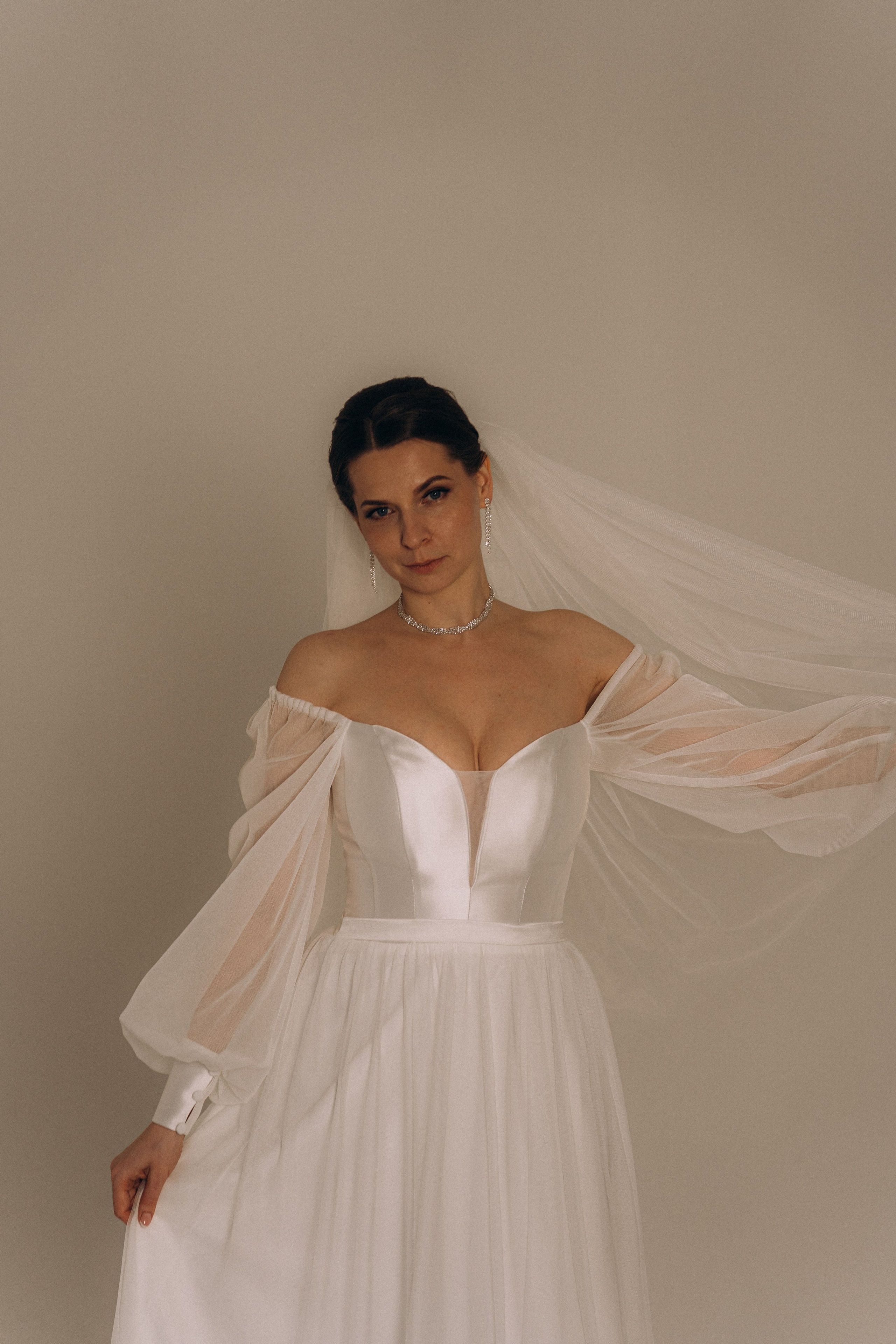 СВАДЕБНАЯ СЬЕМКА ВО ВТОРОМ ДВОРЦЕ (ДЕКАБРЬ) ТАКЖЕ СЬЕМКА В СТУДИИ НА ЧЕРНЫШЕВСКОЙ. Профессиональный фотограф, Санкт-Петербург — Виктория Богомолова