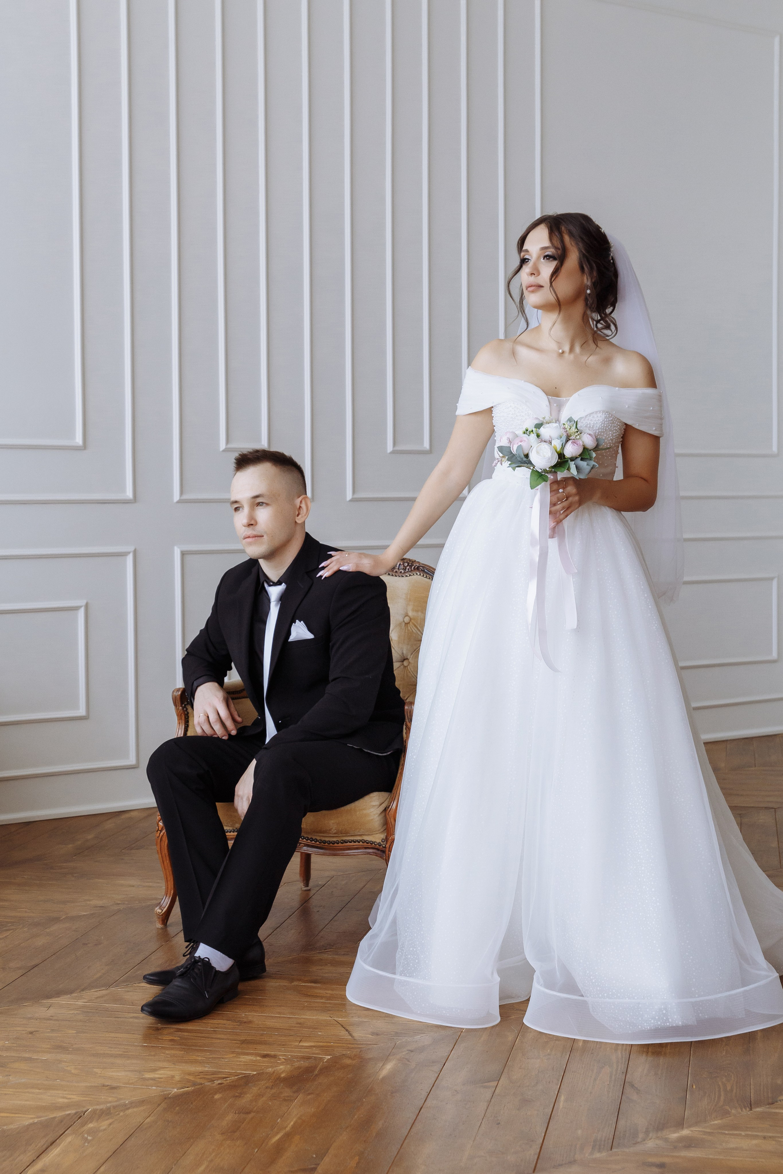 Павел, Мария — фотографии в студии и парке. Событийный фотограф Максим Бескоровайновнов