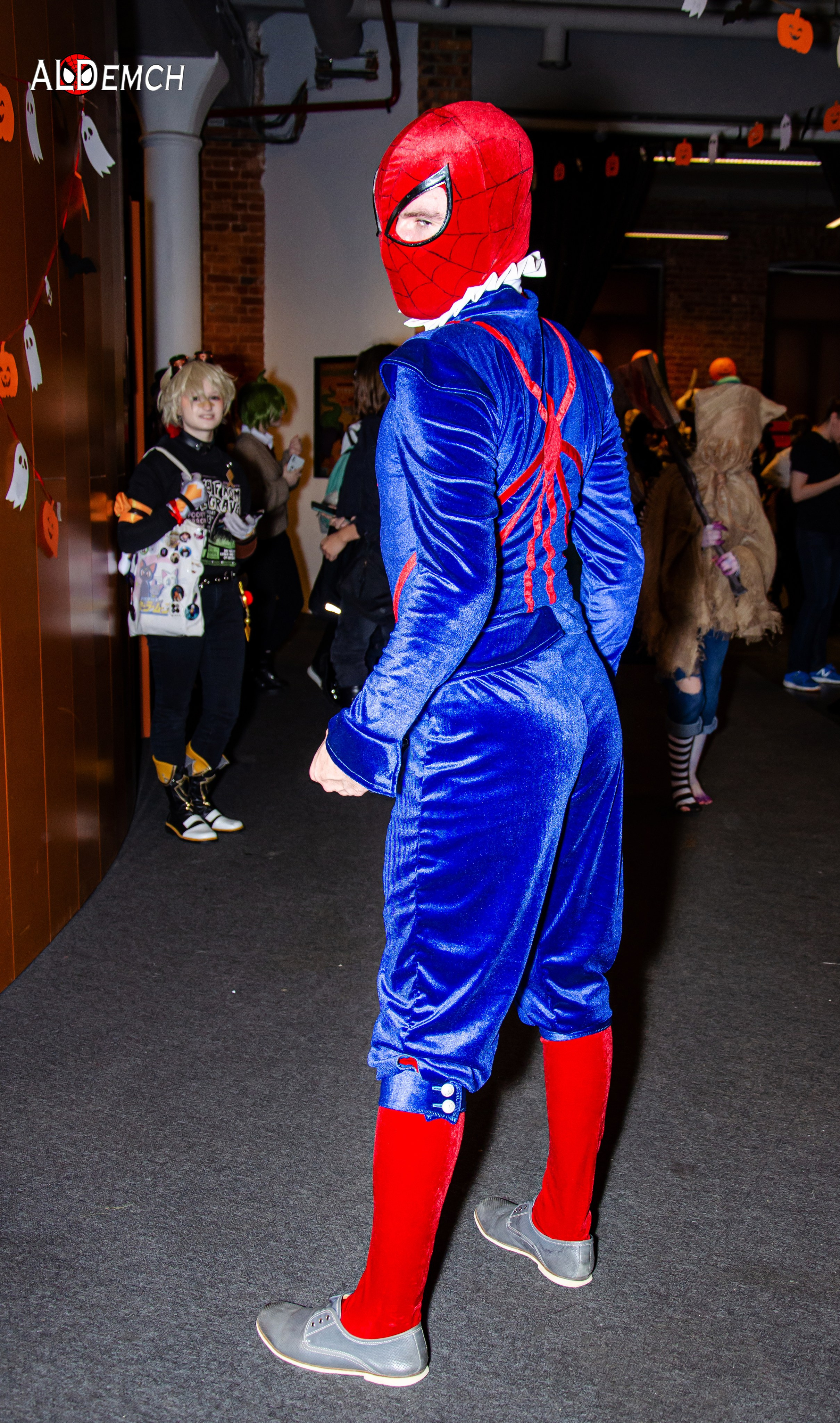 Хэллоуин и косплей фестиваль FFP в Москве, Красный Октябрь