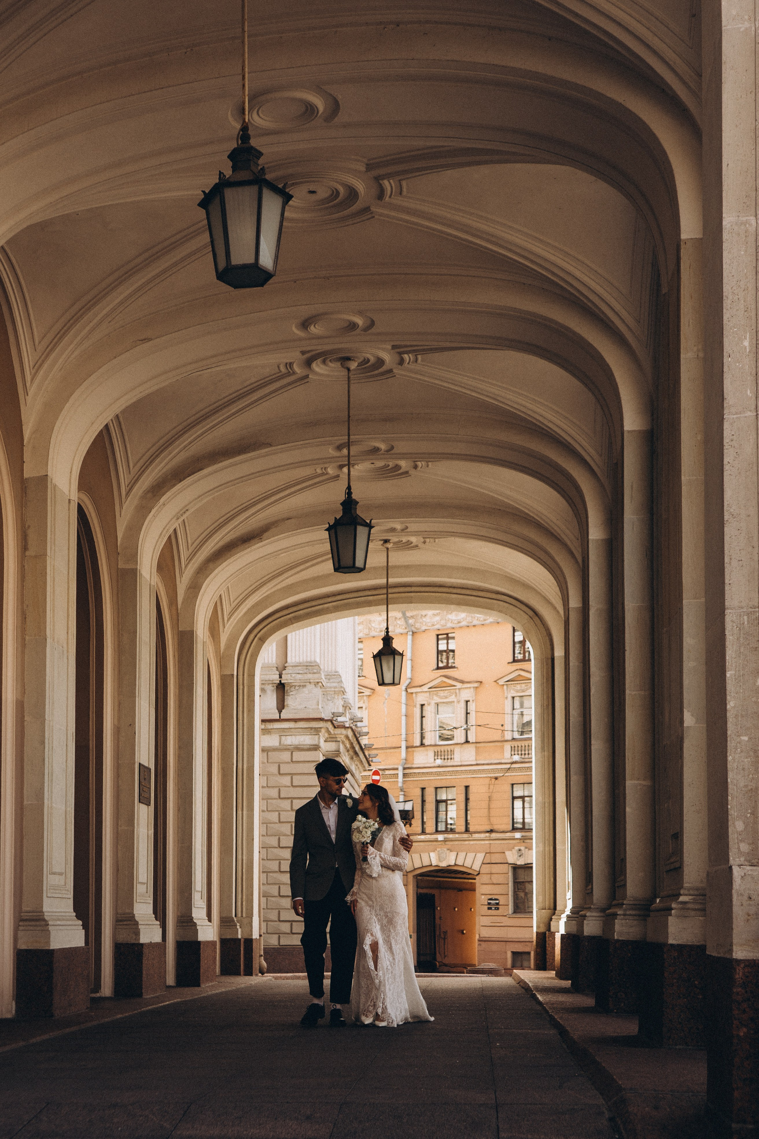 СВАДЕБНАЯ ПРОГУЛКА ВОЗЕ ИСАИКЕВСКОГО СОБОРА АСТОРИИ И ЗАКОНОДАЛЕТНОГО СОБРАНИЯ. Профессиональный фотограф, Санкт-Петербург — Виктория Богомолова