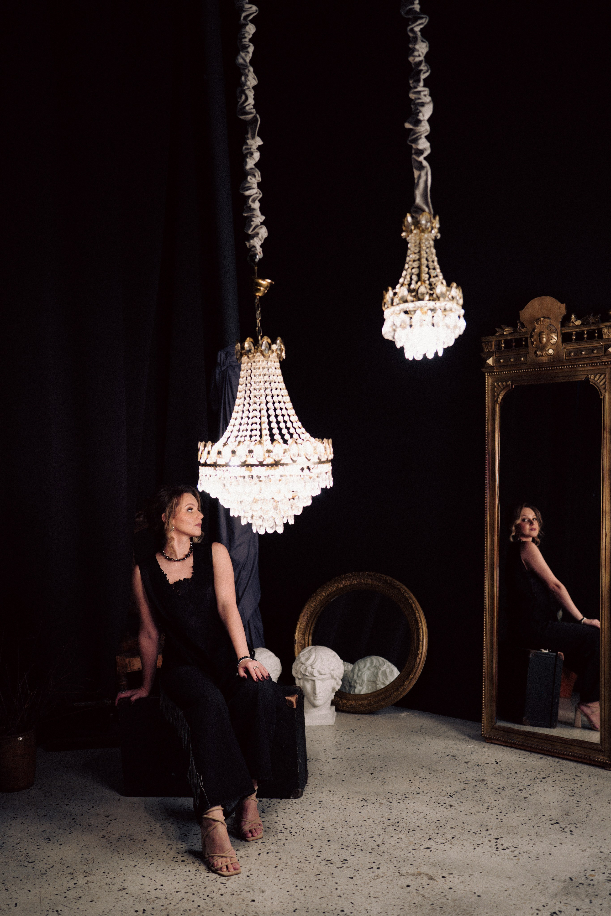 НОВОГОДНЯЯ ФОТОСЕСИИЯ В СТУДИИ ДЛЯ ДЕВУШКИ И ПРОГУЛКА ПО ЧЕРНЫШЕВСКОЙ. Профессиональный фотограф, Санкт-Петербург — Виктория Богомолова