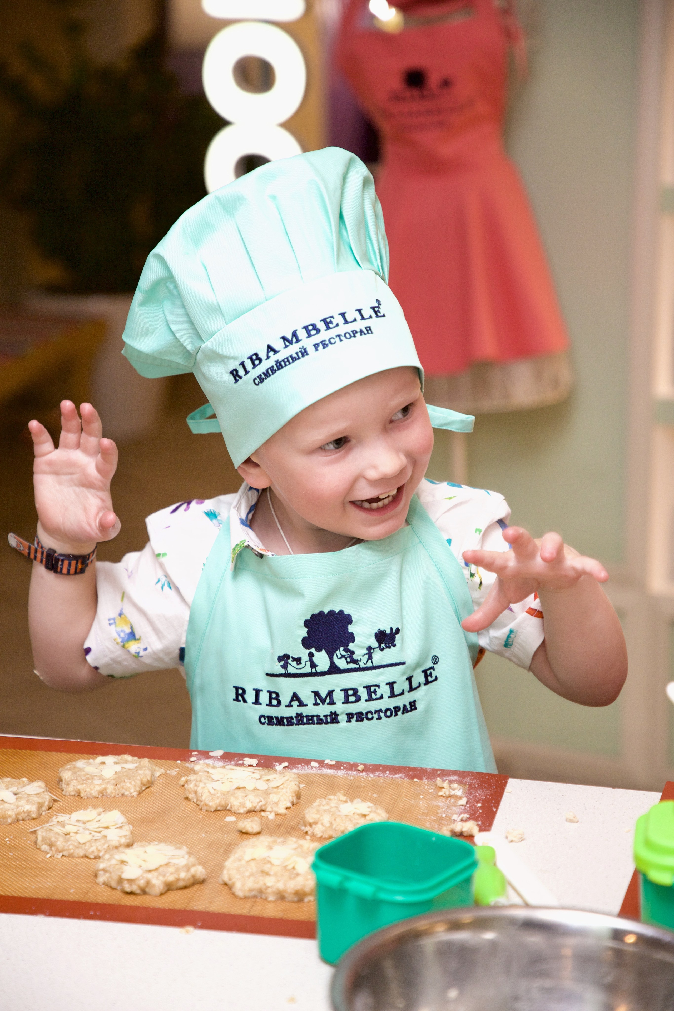 Рибамбель. Школьные выпускные альбомы в Москве Марина Николаева