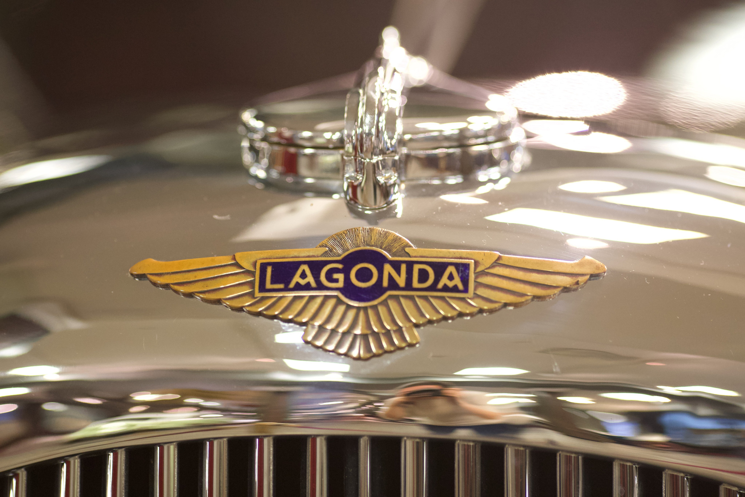 Музей Техники Вадима Задорожного. Школьные выпускные альбомы в Москве Марина Николаева