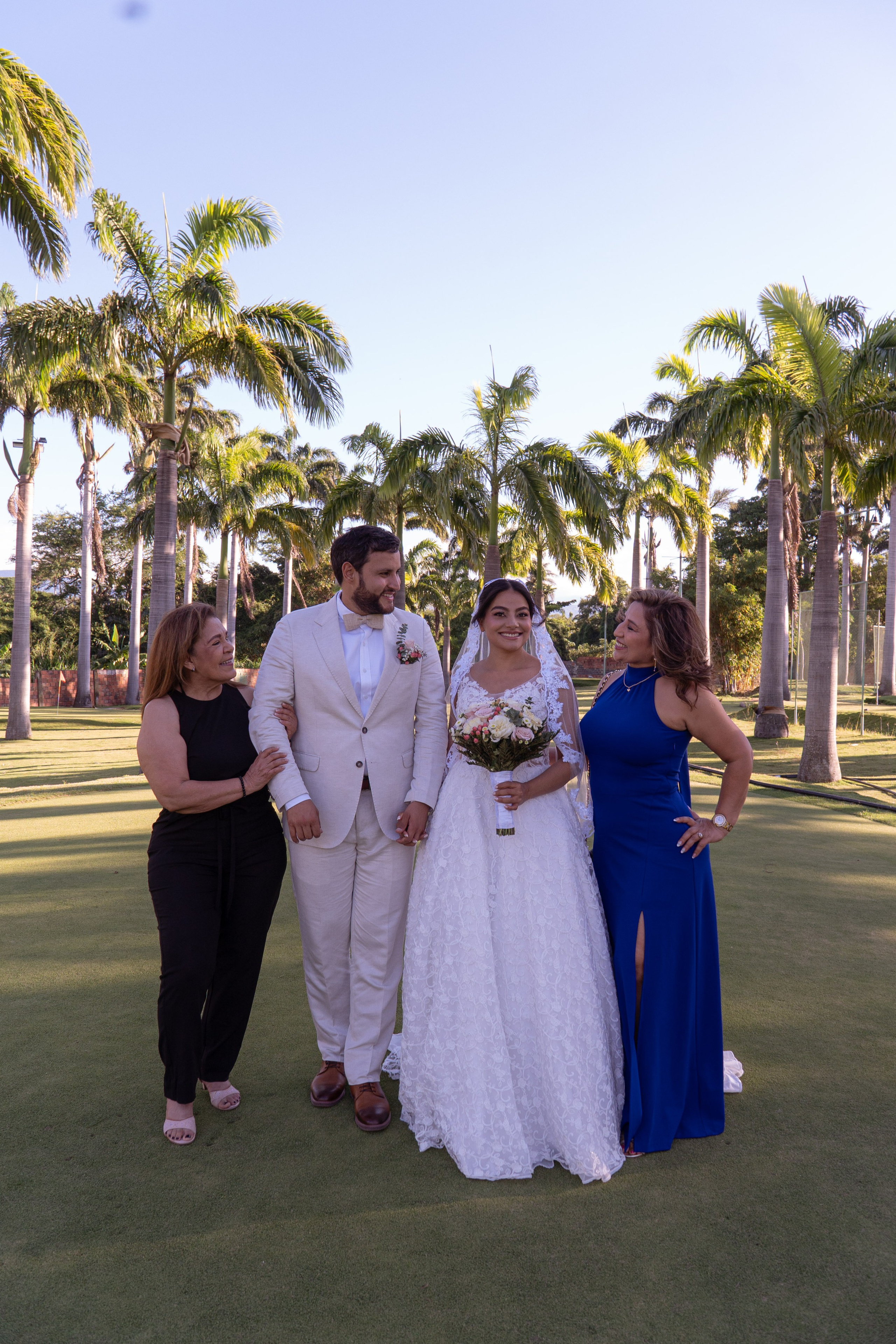 Carola & Gerson. Wedding Photographer in Barcelona and Medellin