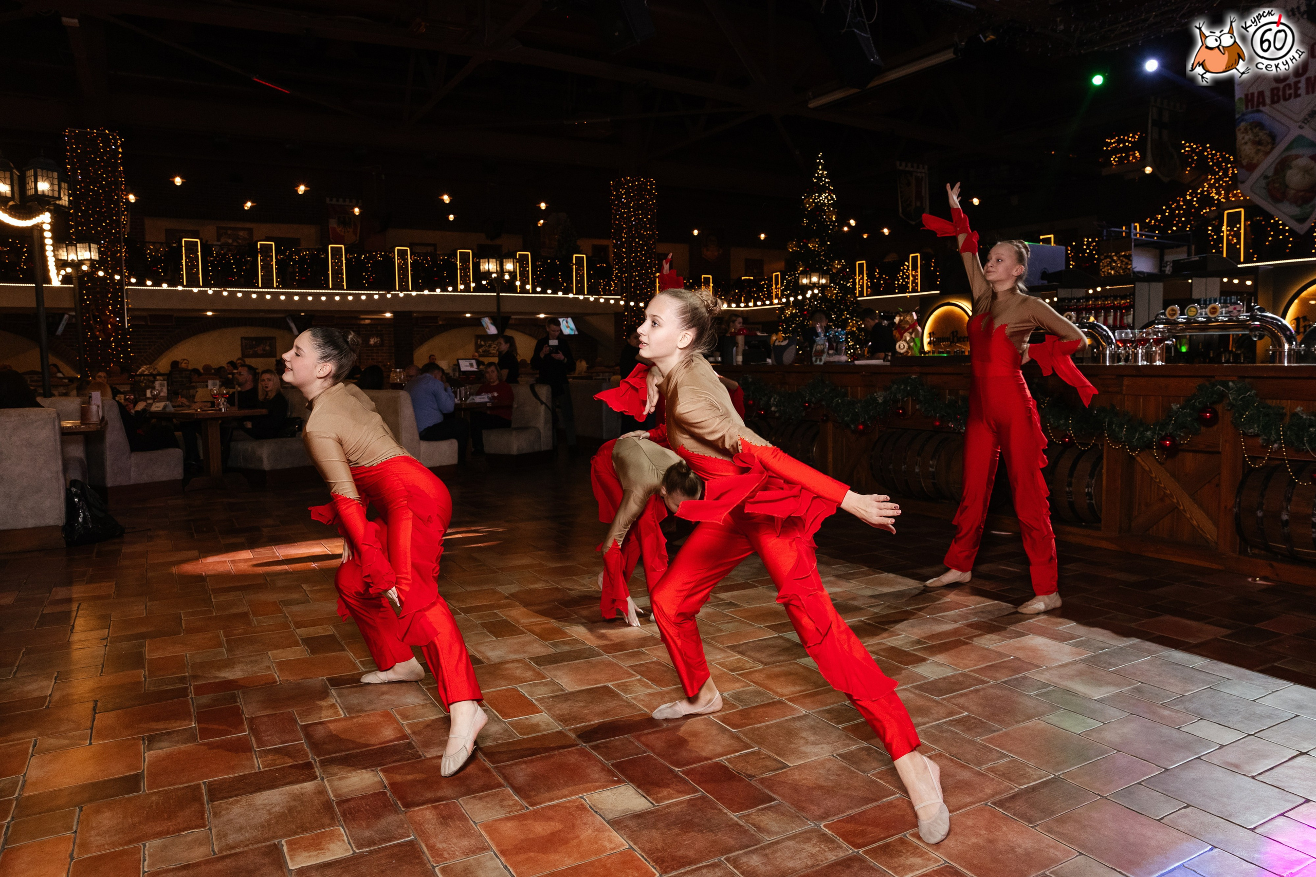 День рождения клуба 60 секунд. Семейный фотограф — Макс Белогрудов