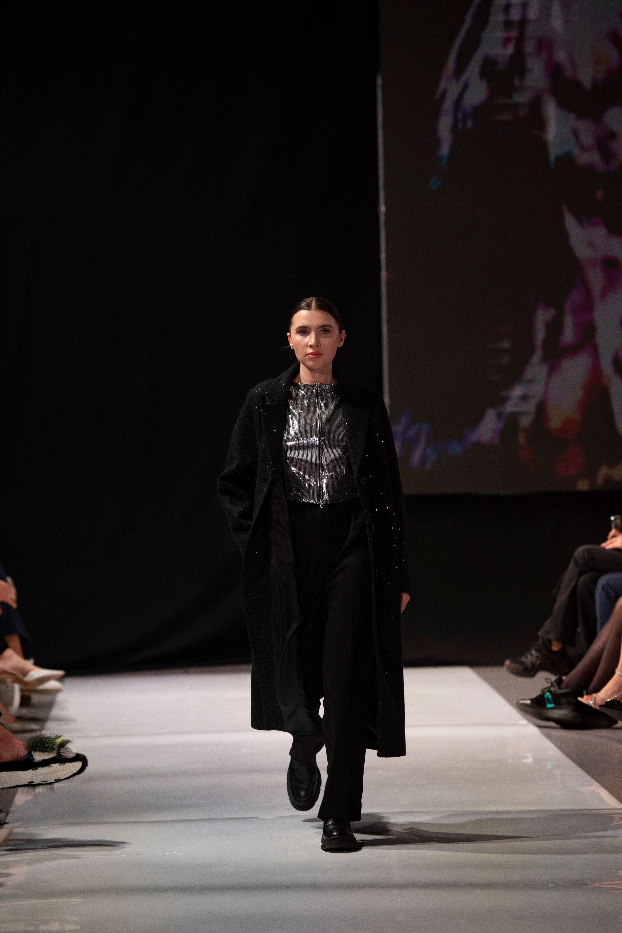 Фотограф на модельный показ. Свадебный, семейный, фэшн фотограф, школьный фотограф в Сочи