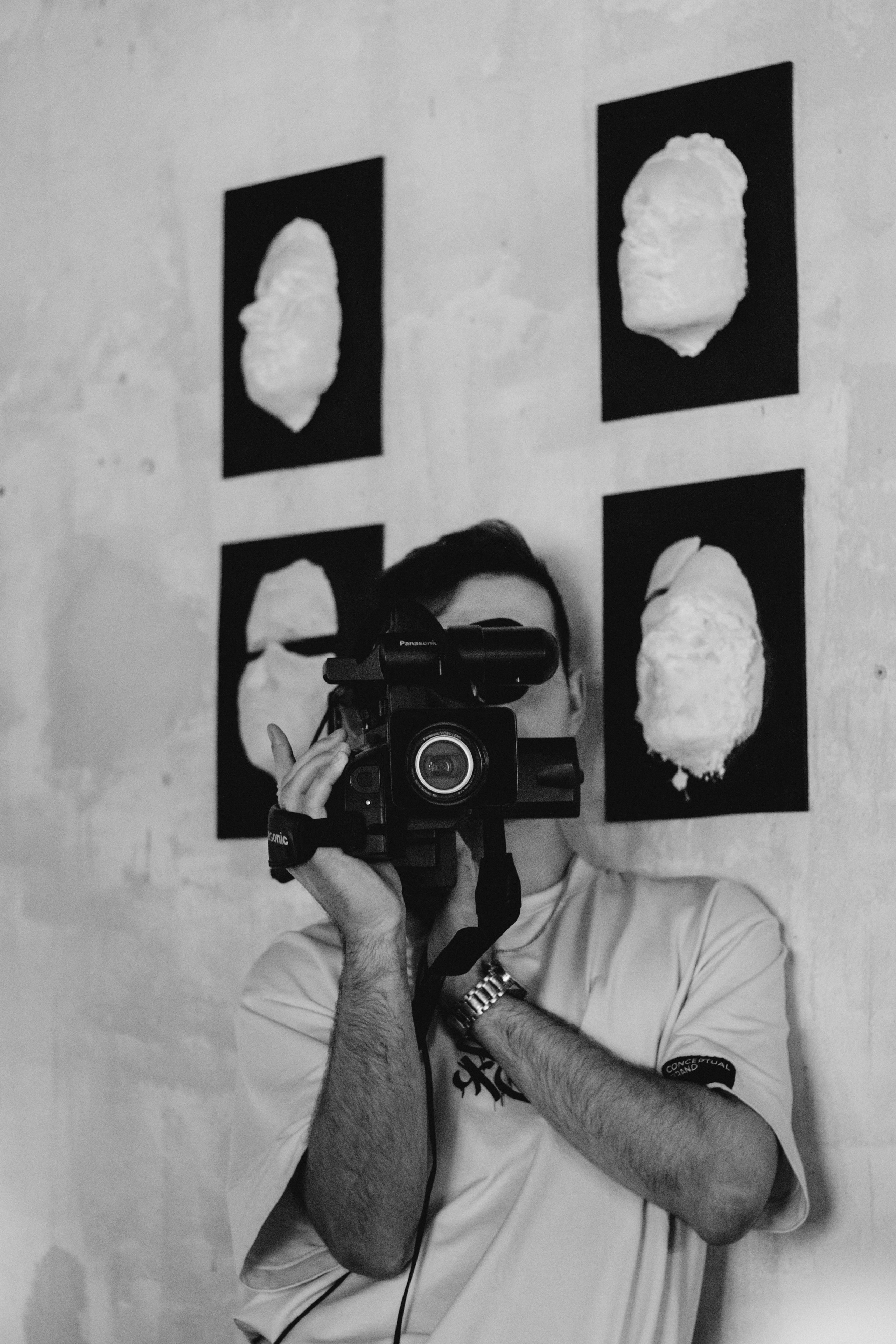 Бильярдная «Крученых» некрореализм. Юля Мурашова портретный и документальный фотограф