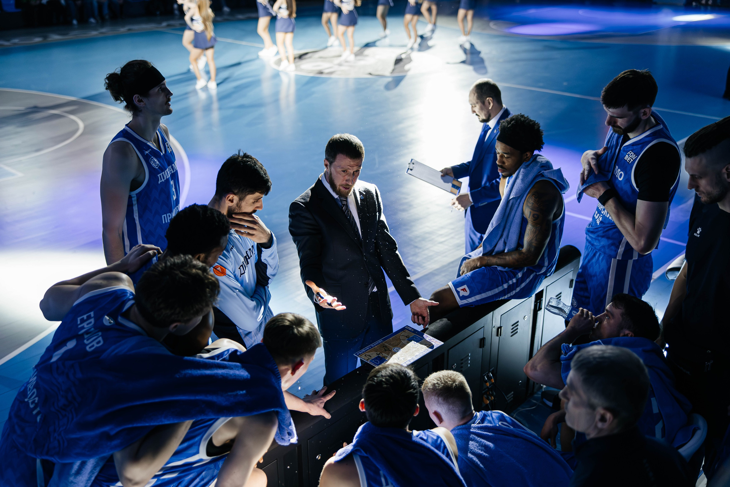 Баскетбол — Динамо. Репортажный и свадебный фотограф во Владивостоке Максим Цой