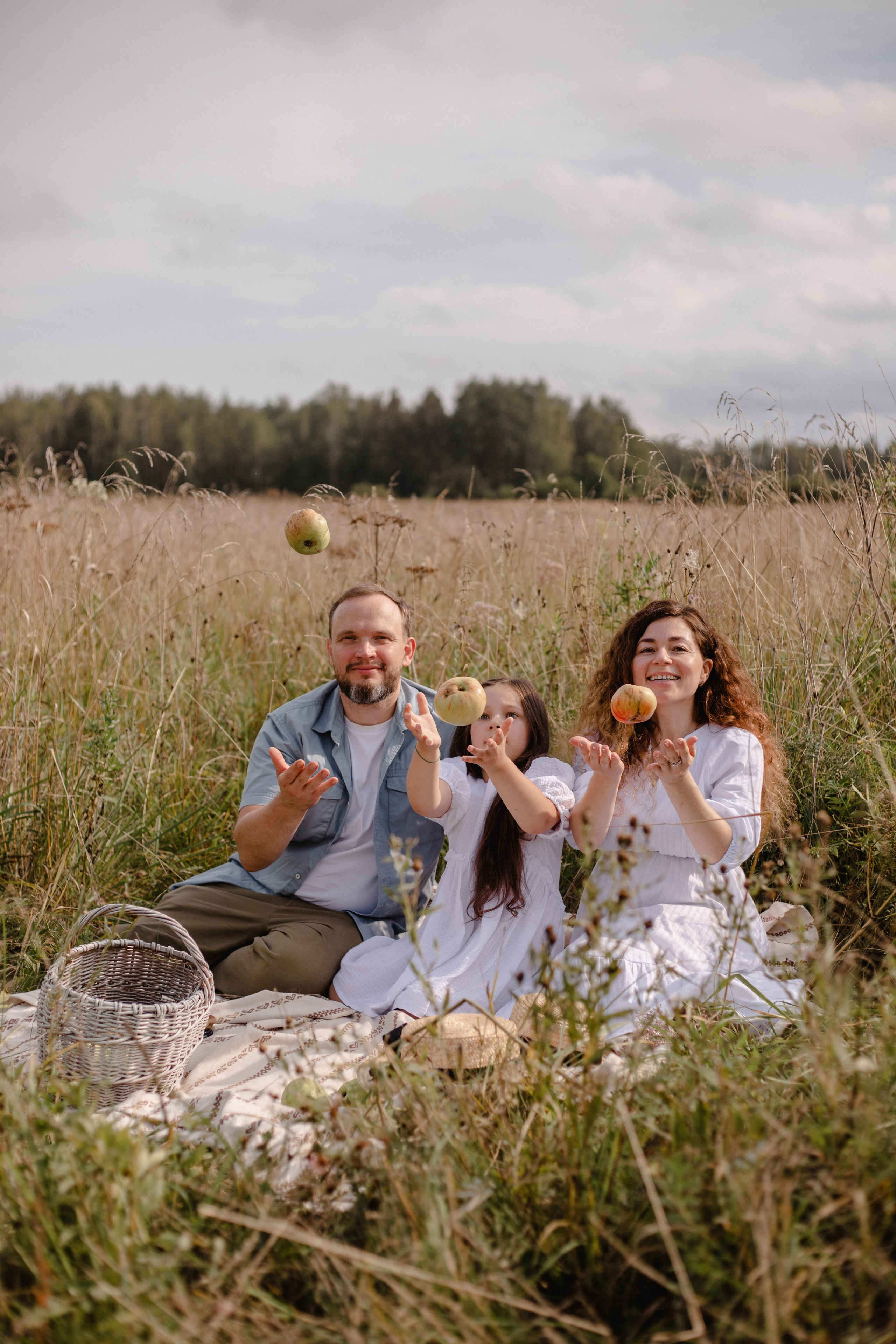 Семейная съёмка в поле