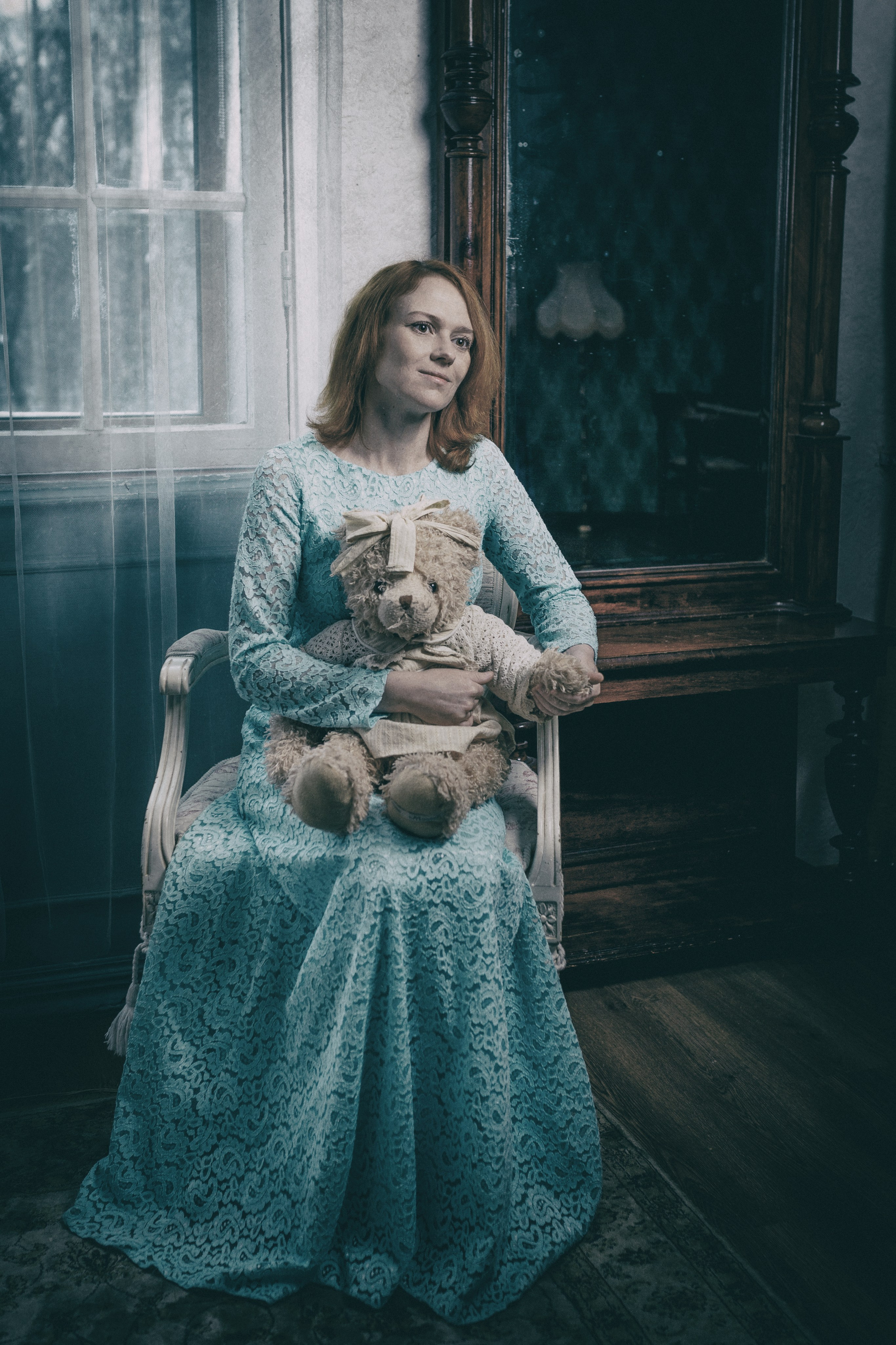 Девушка на съемке в фотостудии Таганрога