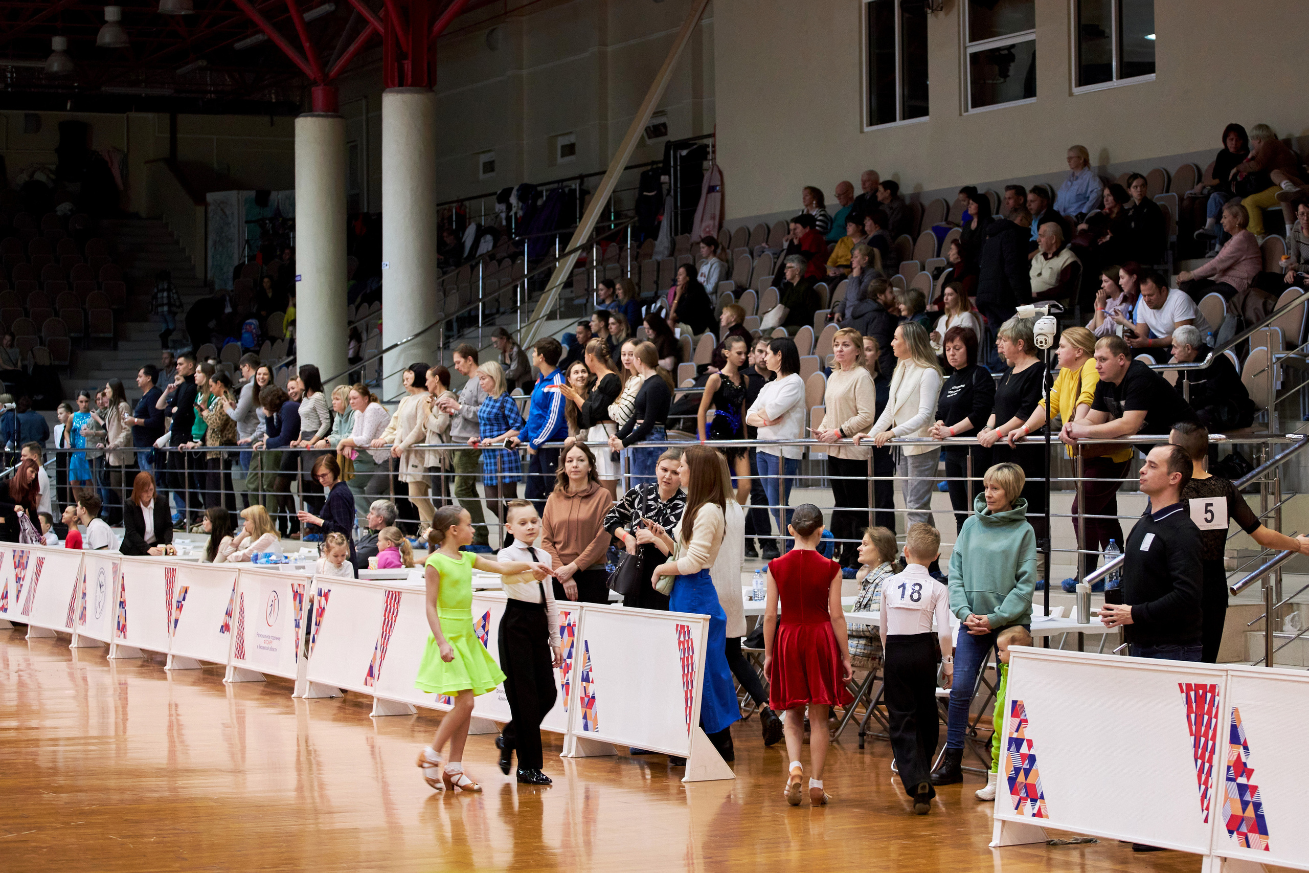 ТСК Надежда. Ежегодный конкурс «Давайте потанцуем». Фотограф Алексей Яковлев