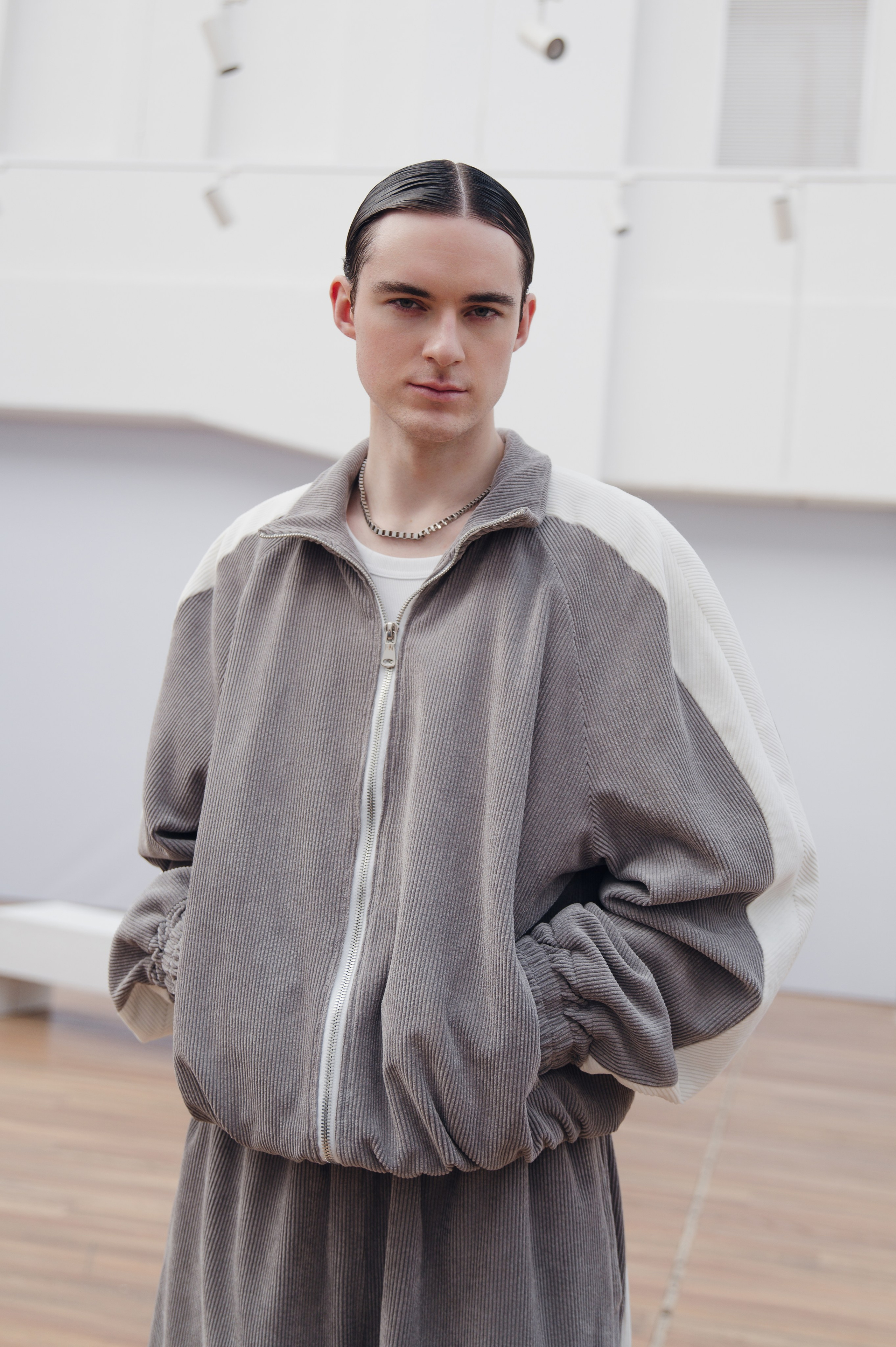 Бекстейдж показа «Новые Имена» собака.ru|ДЛТ. Портретный и репортажный фотограф в Санкт-Петербурге