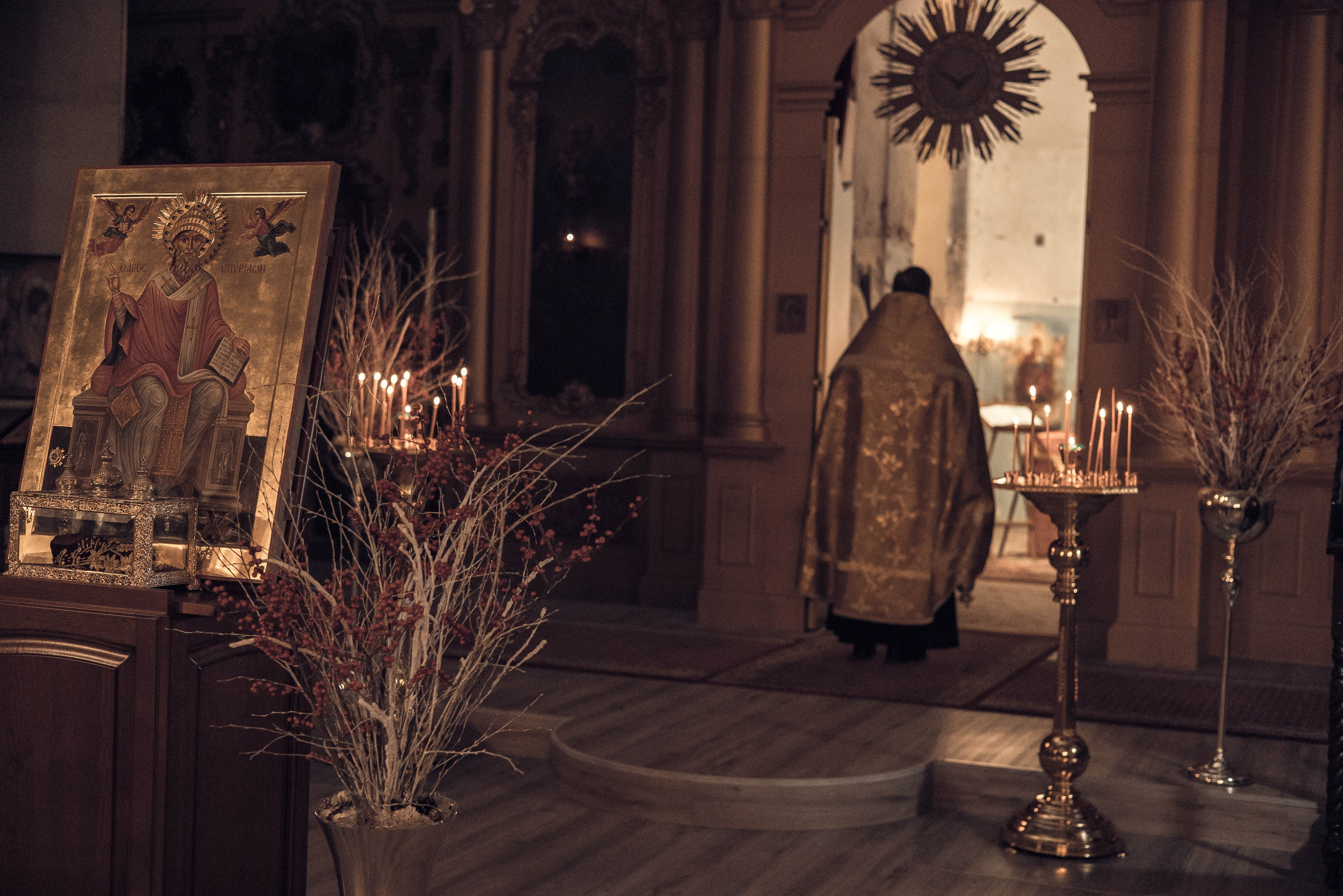 Храм Воскресения Словущего в Барашах.Всенощное накануне дня памяти Спиридона Тримифунтского. Артеменкова Анна Фотограф