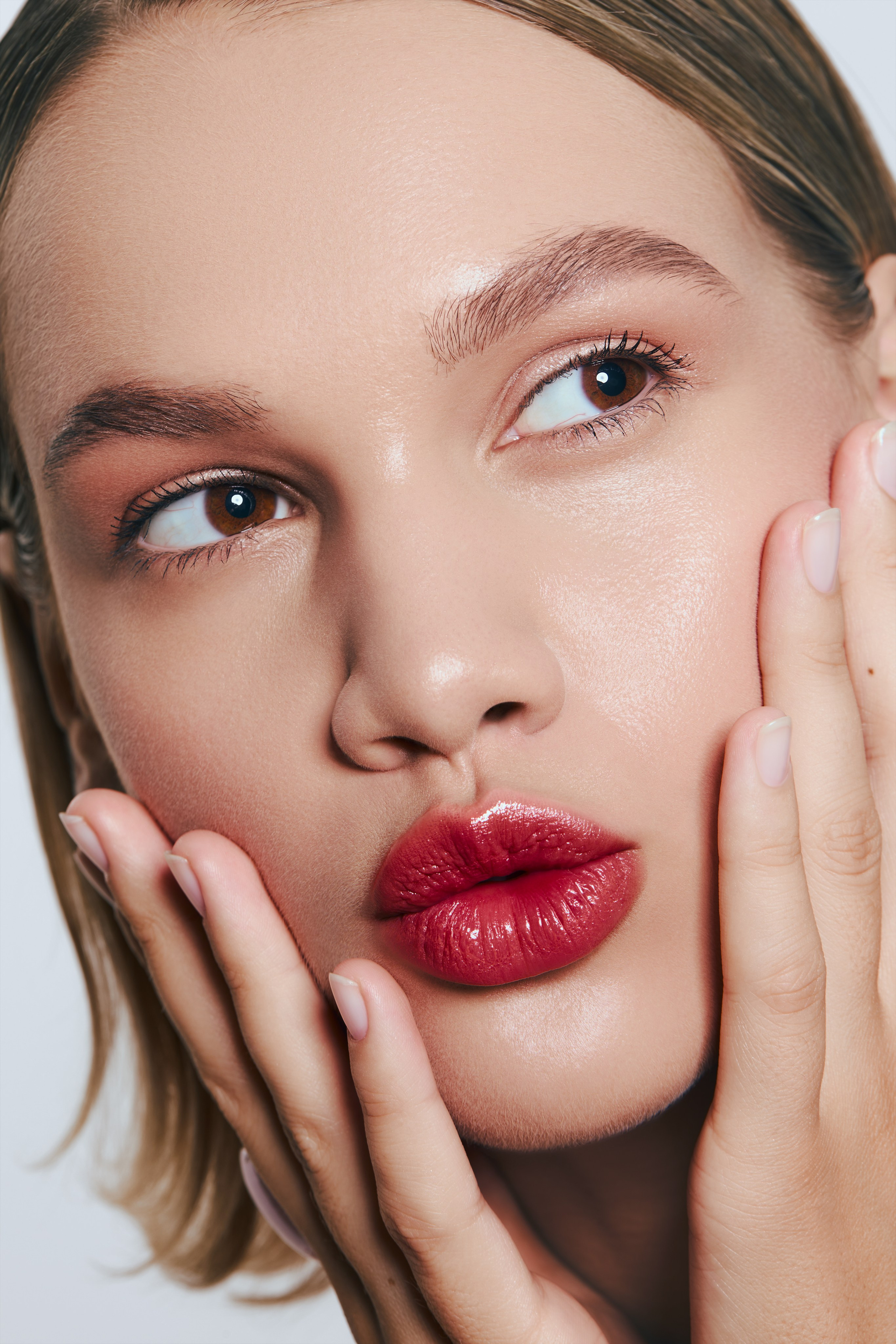 Beauty. Retusher Maryia Buhai