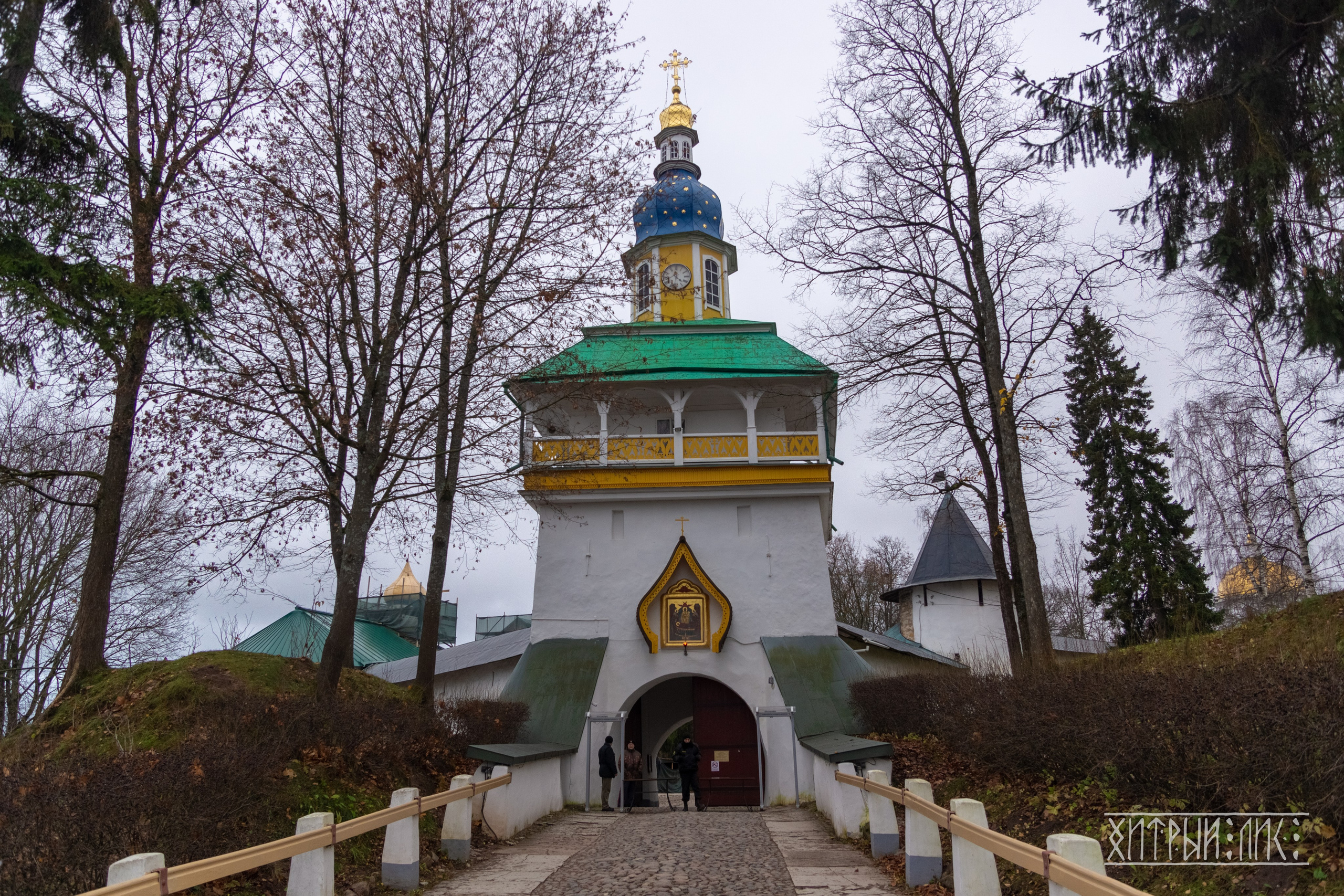 Изборск- Печоры-Псков-Новгород-Торжок. Фотограф-путешественник Самойлов Максим «Sly Fox»