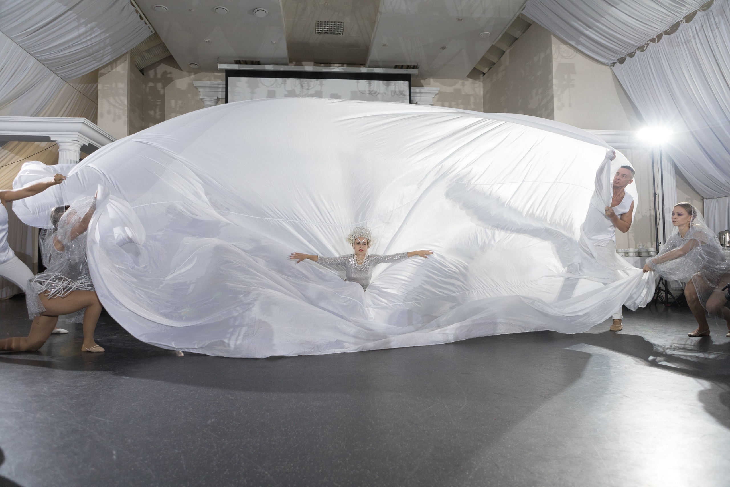 Свадебный фотограф Уфа — Руслан ГабдлисламовЖивые эмоции, красивые кадры, воспоминания на всю жизнь.Работаю по всей Республике Башкортоста. Свадебный фотограф Уфа Руслан Габдлисламов