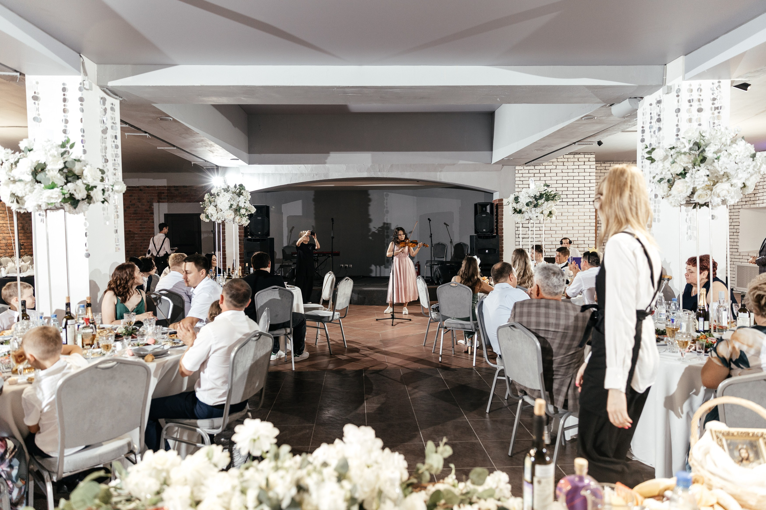 Свадебный фотограф Уфа — Руслан ГабдлисламовЖивые эмоции, красивые кадры, воспоминания на всю жизнь.Работаю по всей Республике Башкортоста. Свадебный фотограф Уфа Руслан Габдлисламов