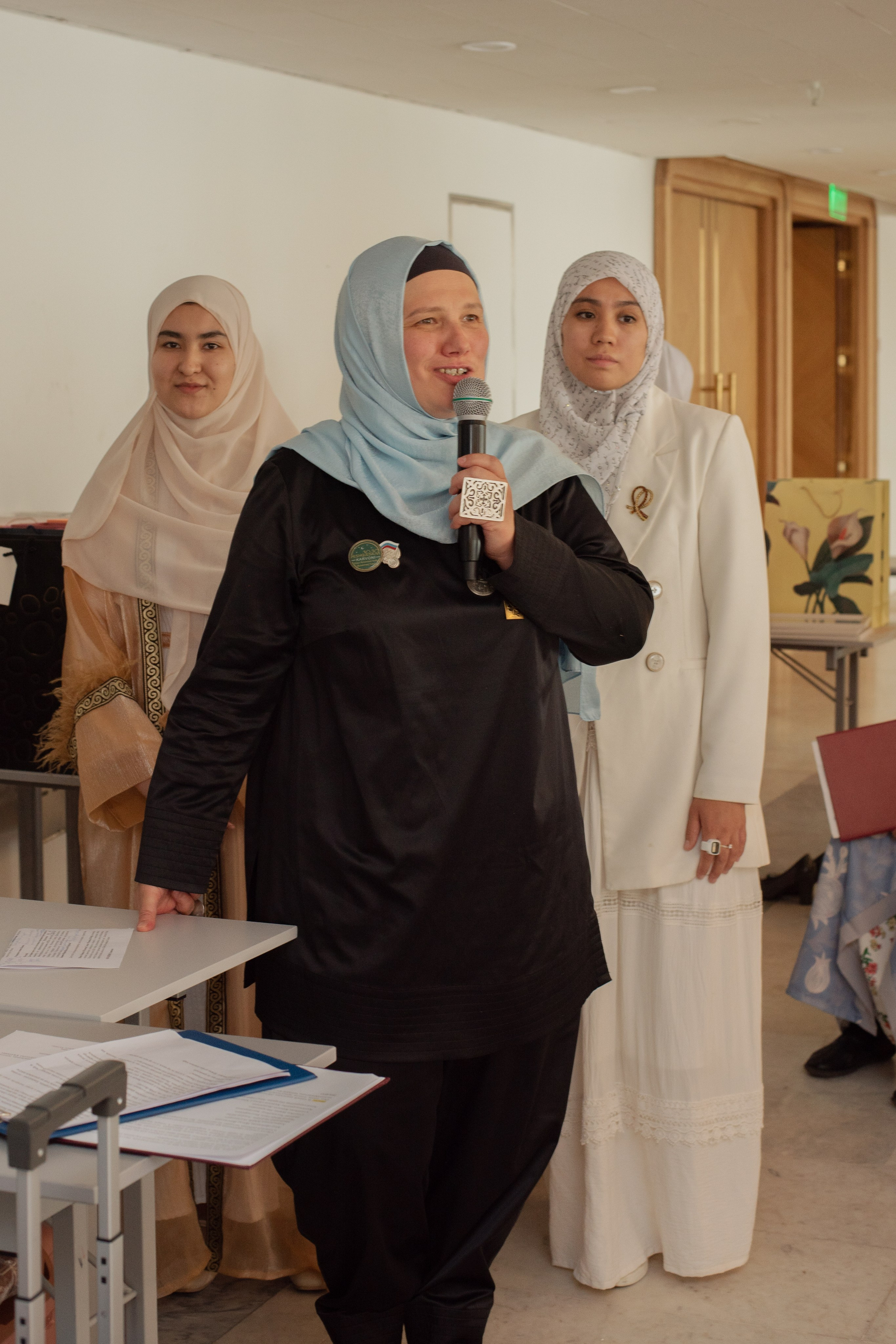 Выпускной в Евразийской женской гуманитарной академии. Лина Курочка — ваш фотограф