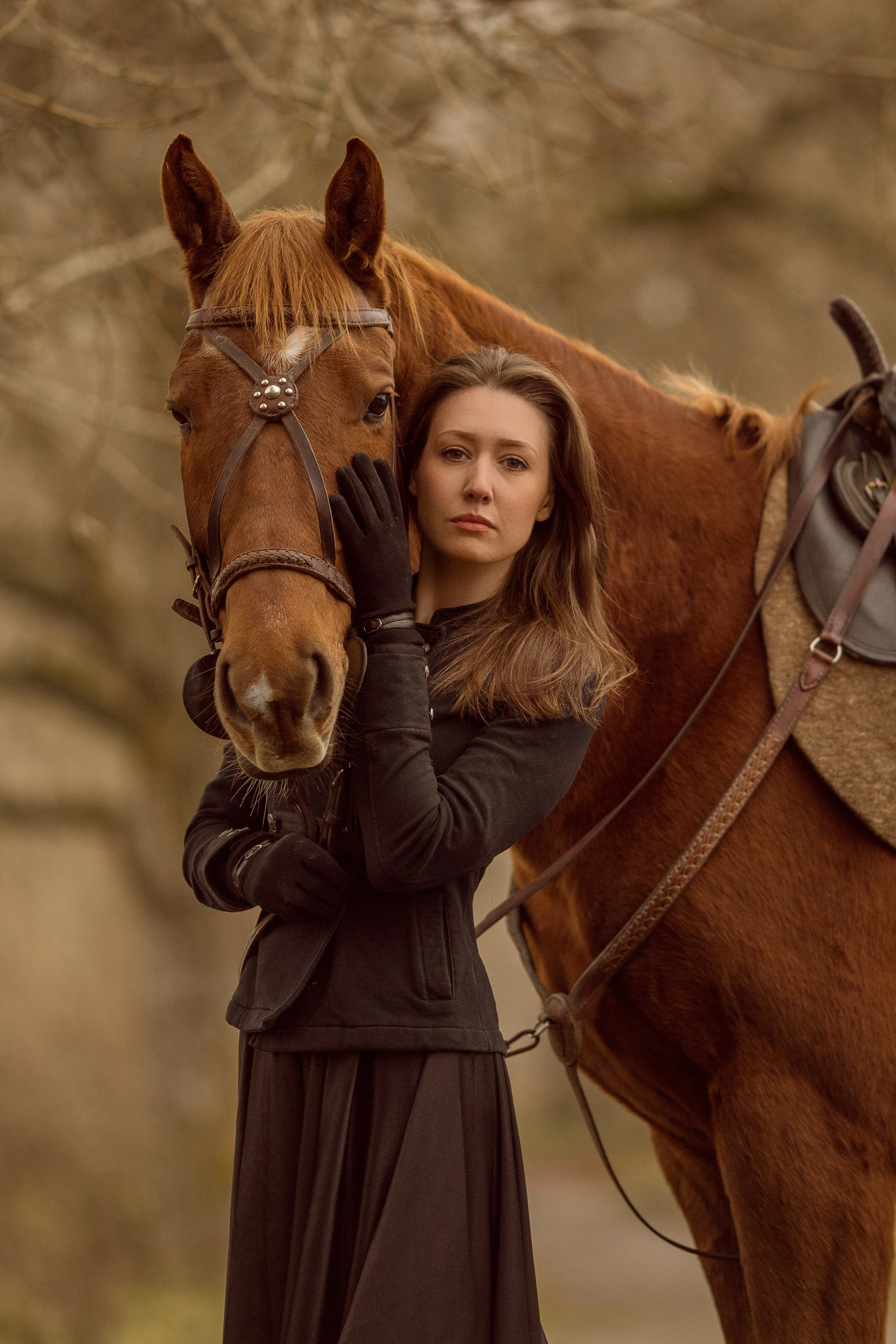 Фотосессия с лошадью поздней осенью