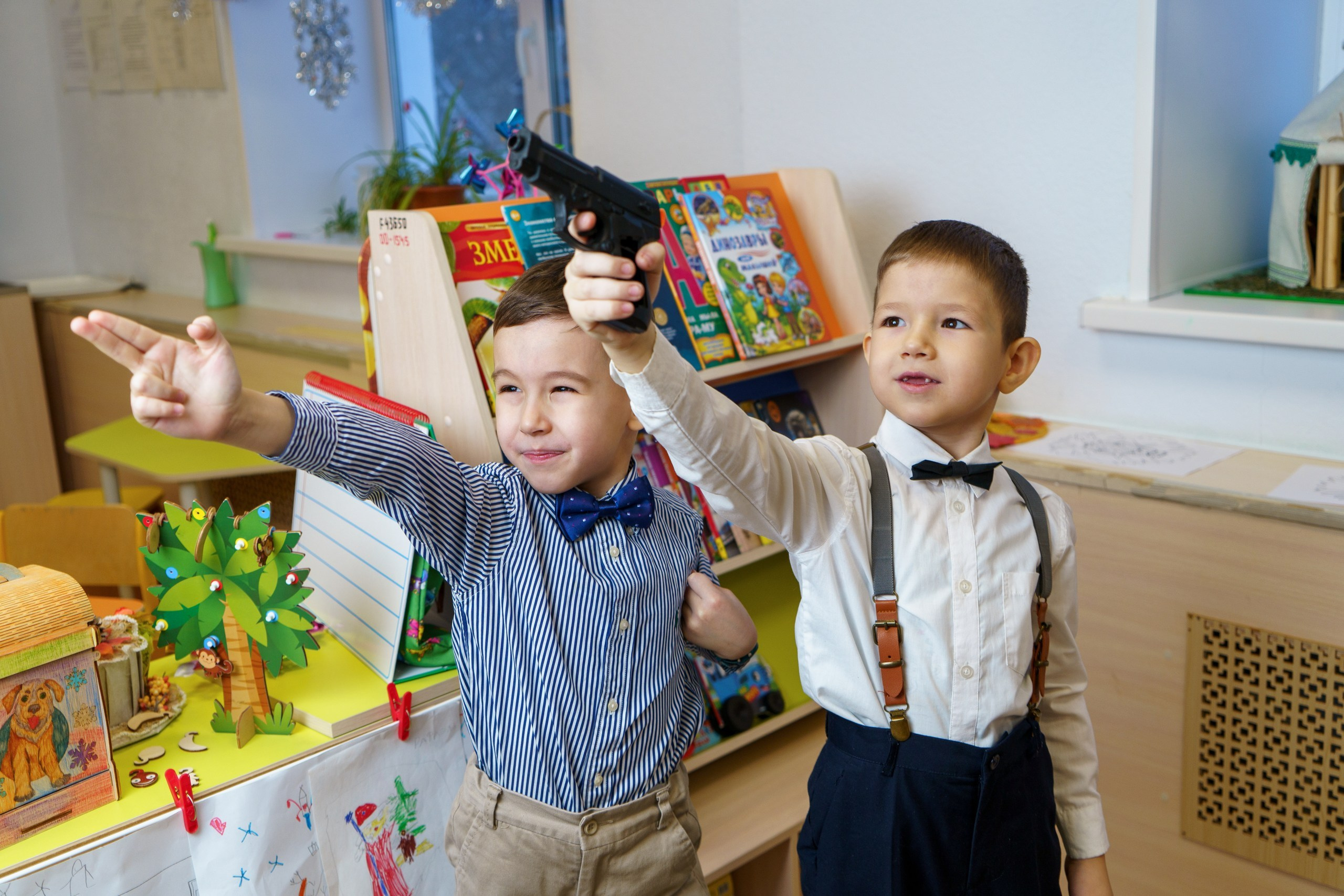 Выпускные альбомы. Akhmadeevmedia.ru