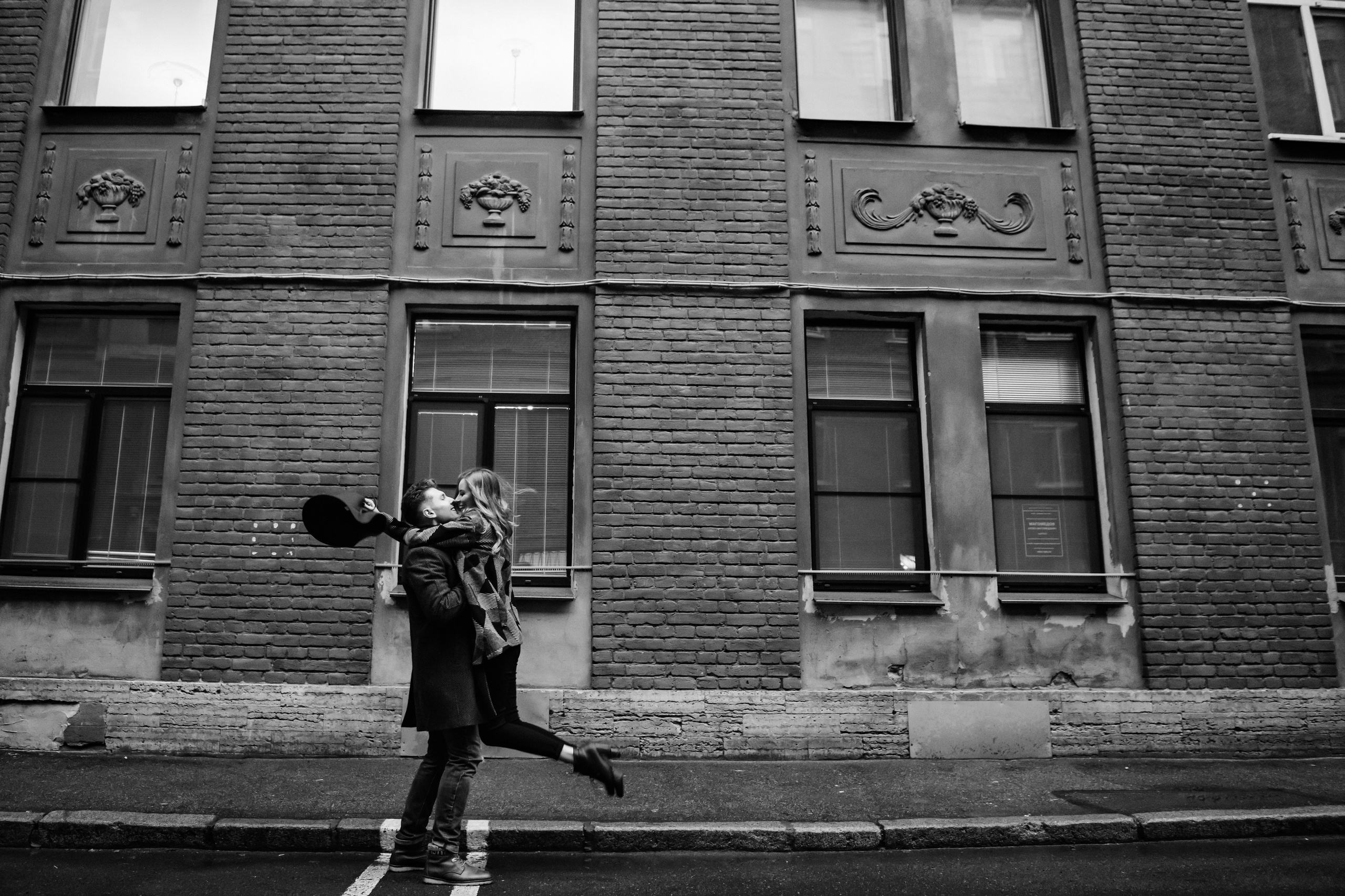 Настя и Игорь. Вечерний центр. Свадебный фотограф в Санкт-Петербурге София Шубик