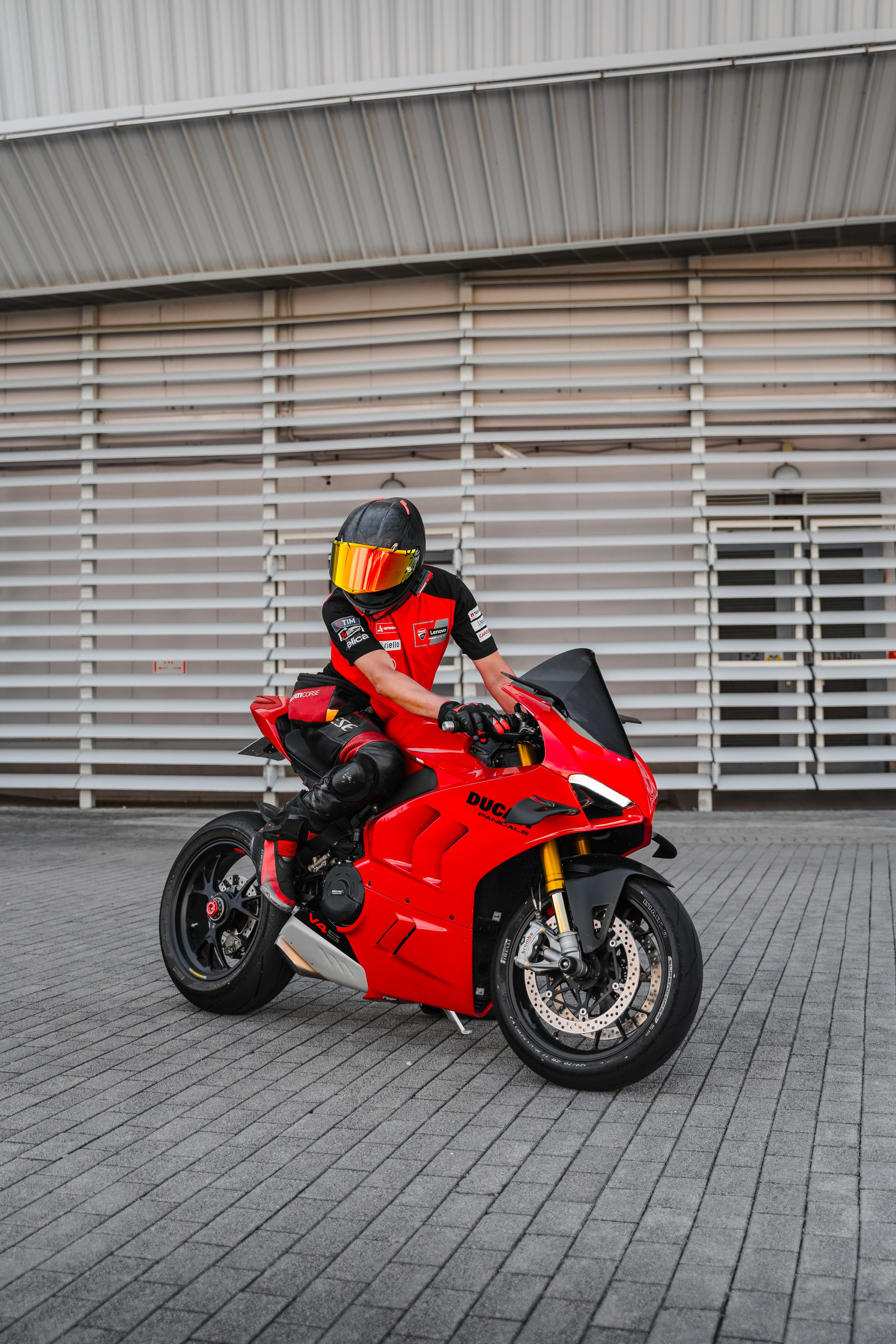Ducati V4s. Автомобильный и просто лучший фотограф в Сочи Nikita No Name