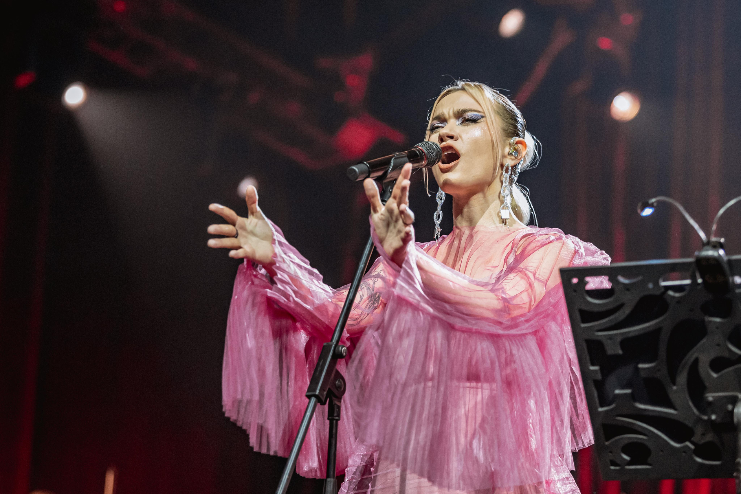 БИ-2 С СИМФОНИЧЕСКИМ ОРКЕСТРОМ. Photographer Sonkina Tatiana (Tanya Ash)