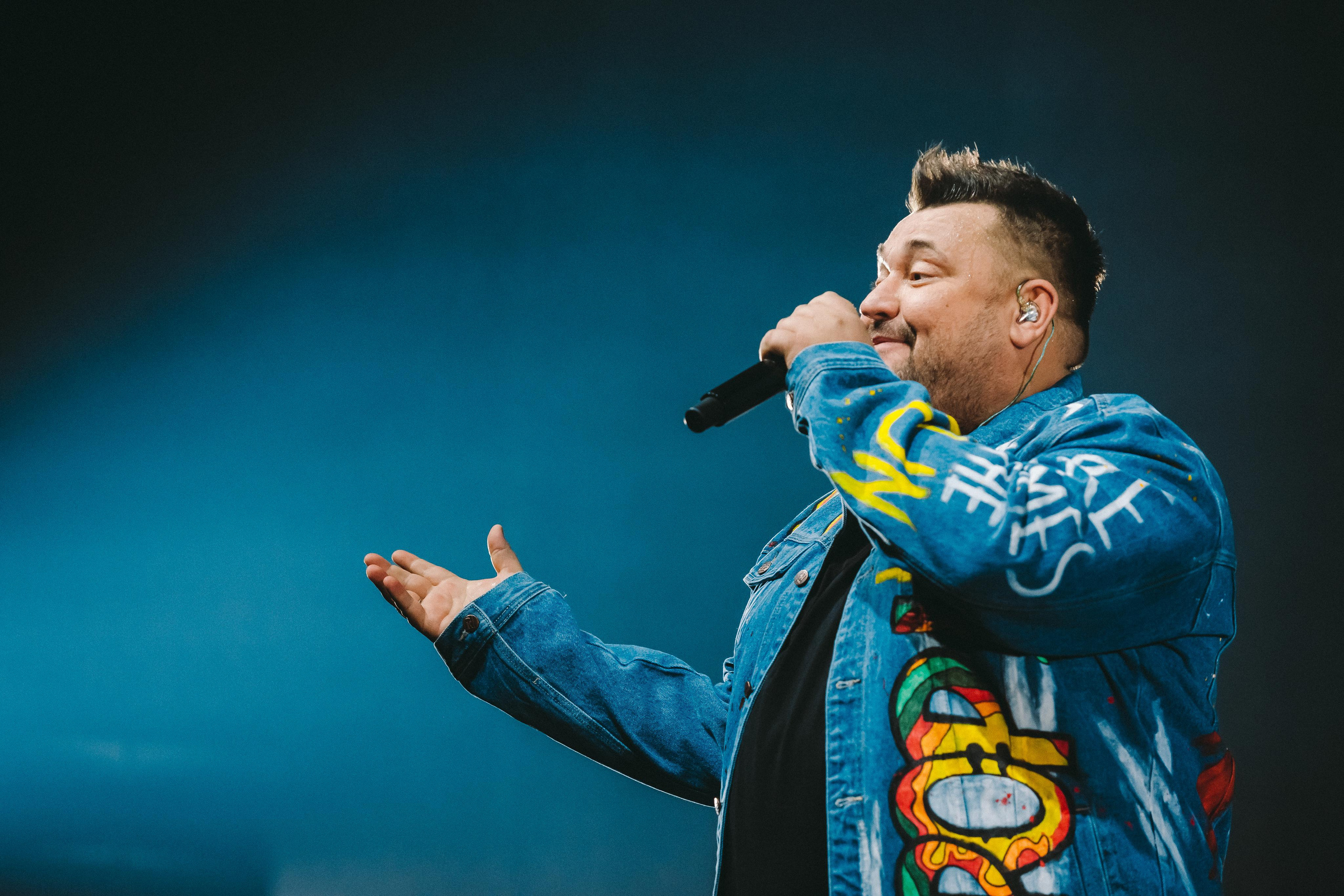 РУКИ ВВЕРХ. Фотограф Сонкина Татьяна