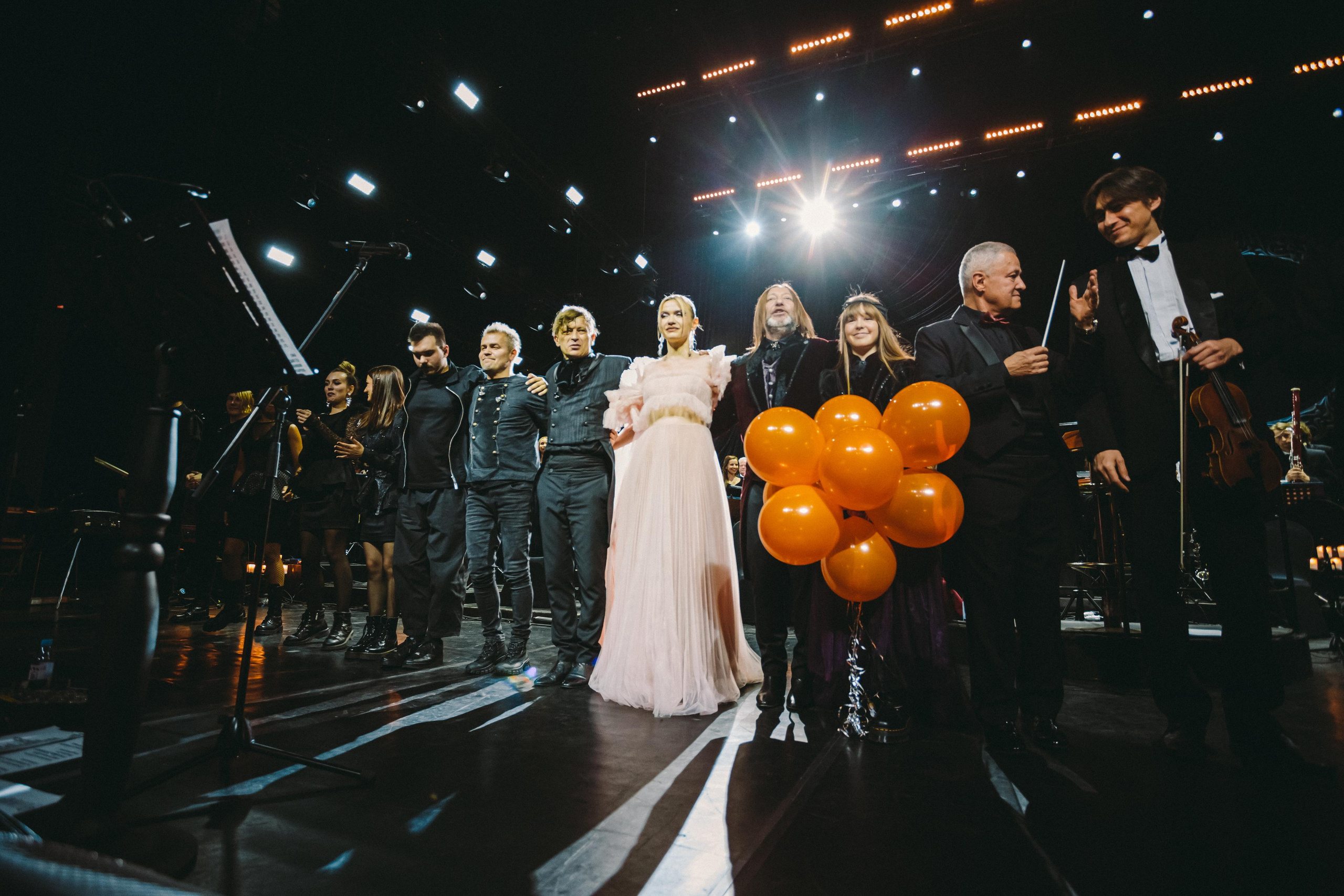 БИ-2 С СИМФОНИЧЕСКИМ ОРКЕСТРОМ. Photographer Sonkina Tatiana (Tanya Ash)