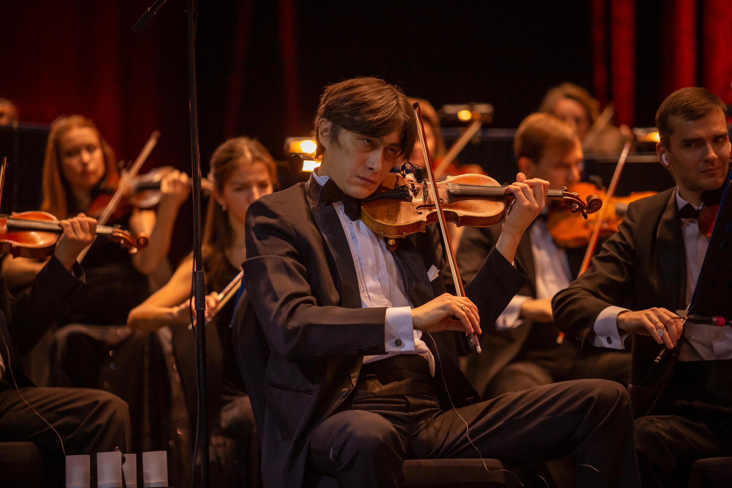 БИ-2 С СИМФОНИЧЕСКИМ ОРКЕСТРОМ. Photographer Sonkina Tatiana (Tanya Ash)