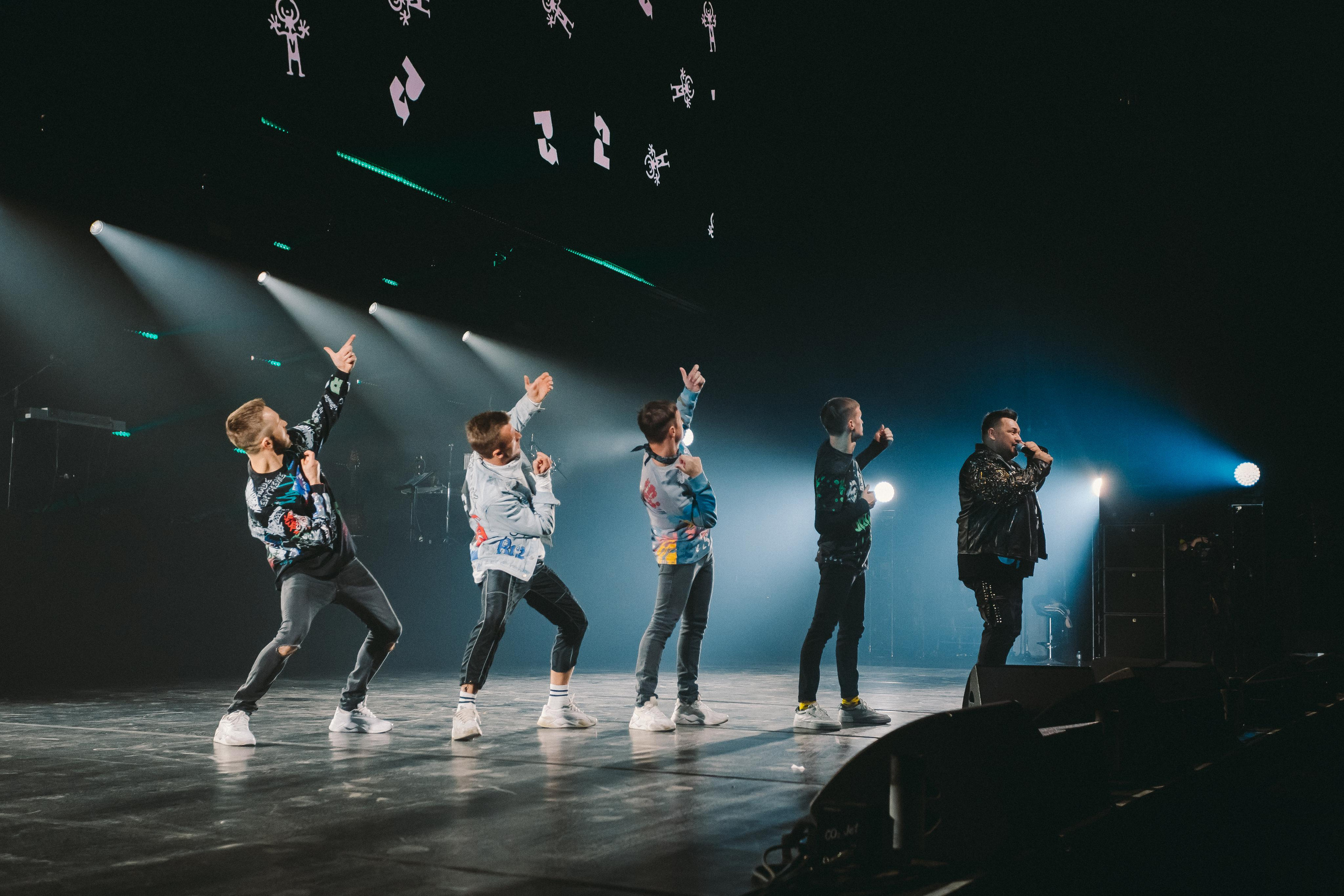 РУКИ ВВЕРХ. Фотограф Сонкина Татьяна