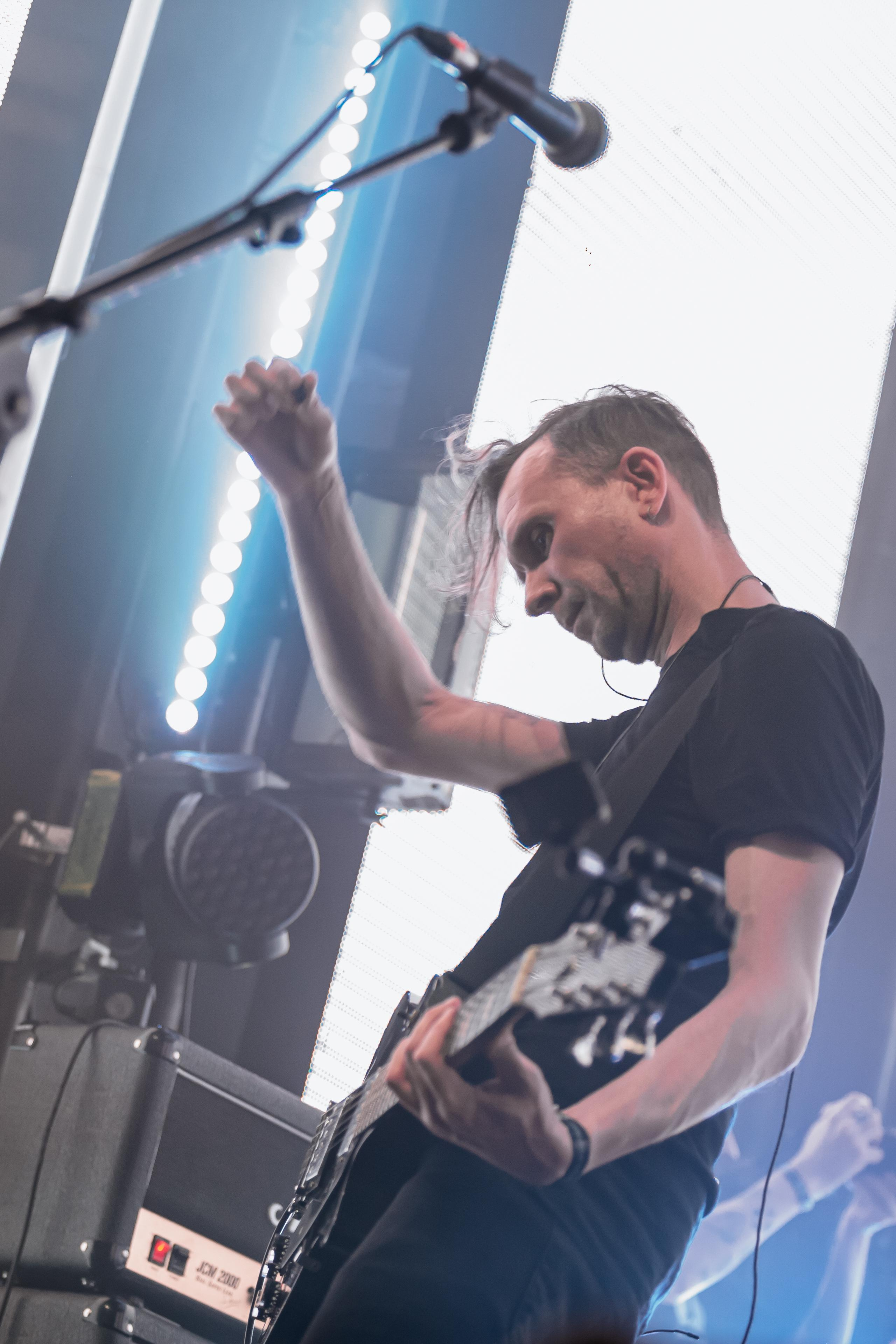 BITING ELBOWS. Photographer Sonkina Tatiana (Tanya Ash)