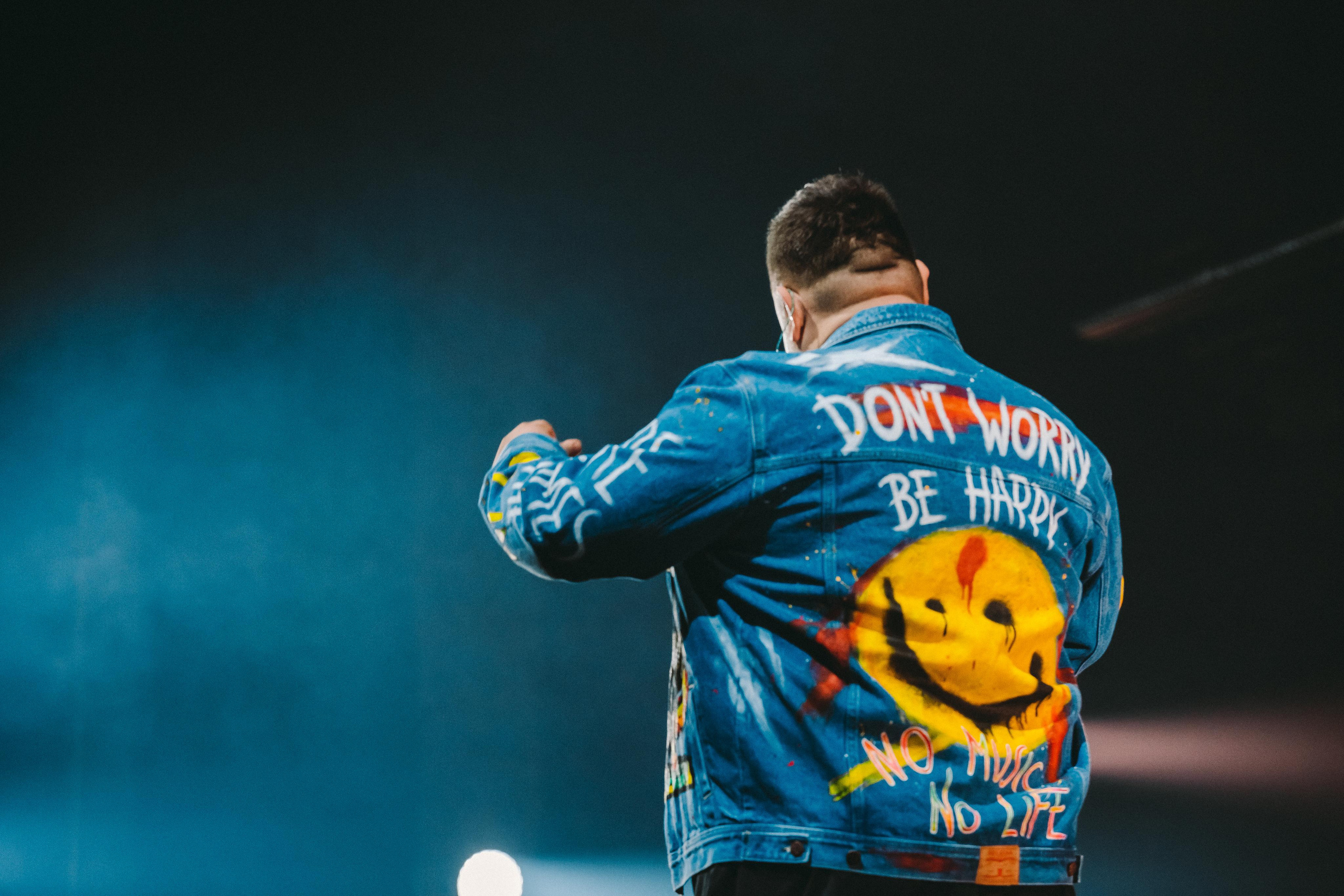 РУКИ ВВЕРХ. Фотограф Сонкина Татьяна