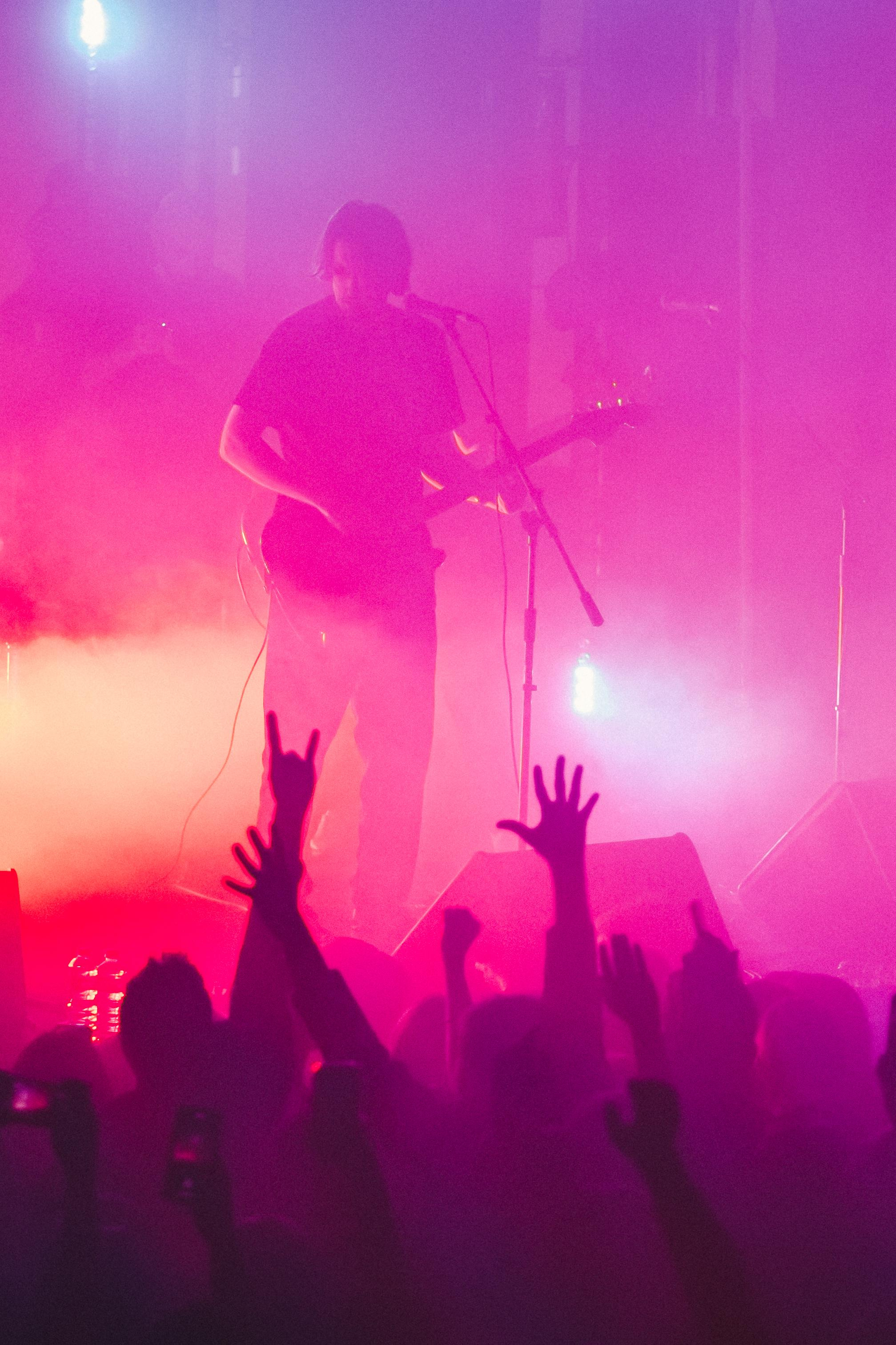 BITING ELBOWS. Photographer Sonkina Tatiana (Tanya Ash)