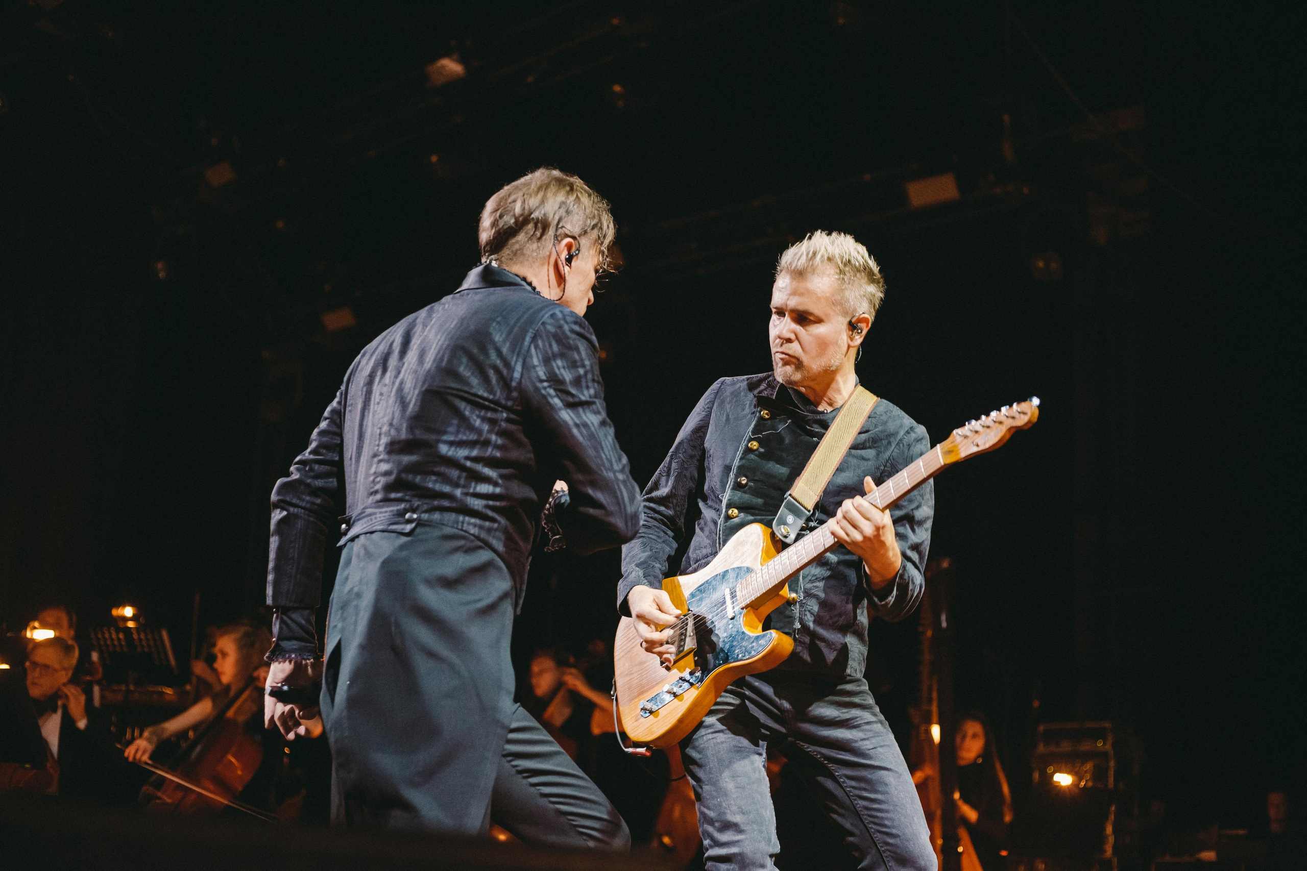 БИ-2 С СИМФОНИЧЕСКИМ ОРКЕСТРОМ. Photographer Sonkina Tatiana (Tanya Ash)