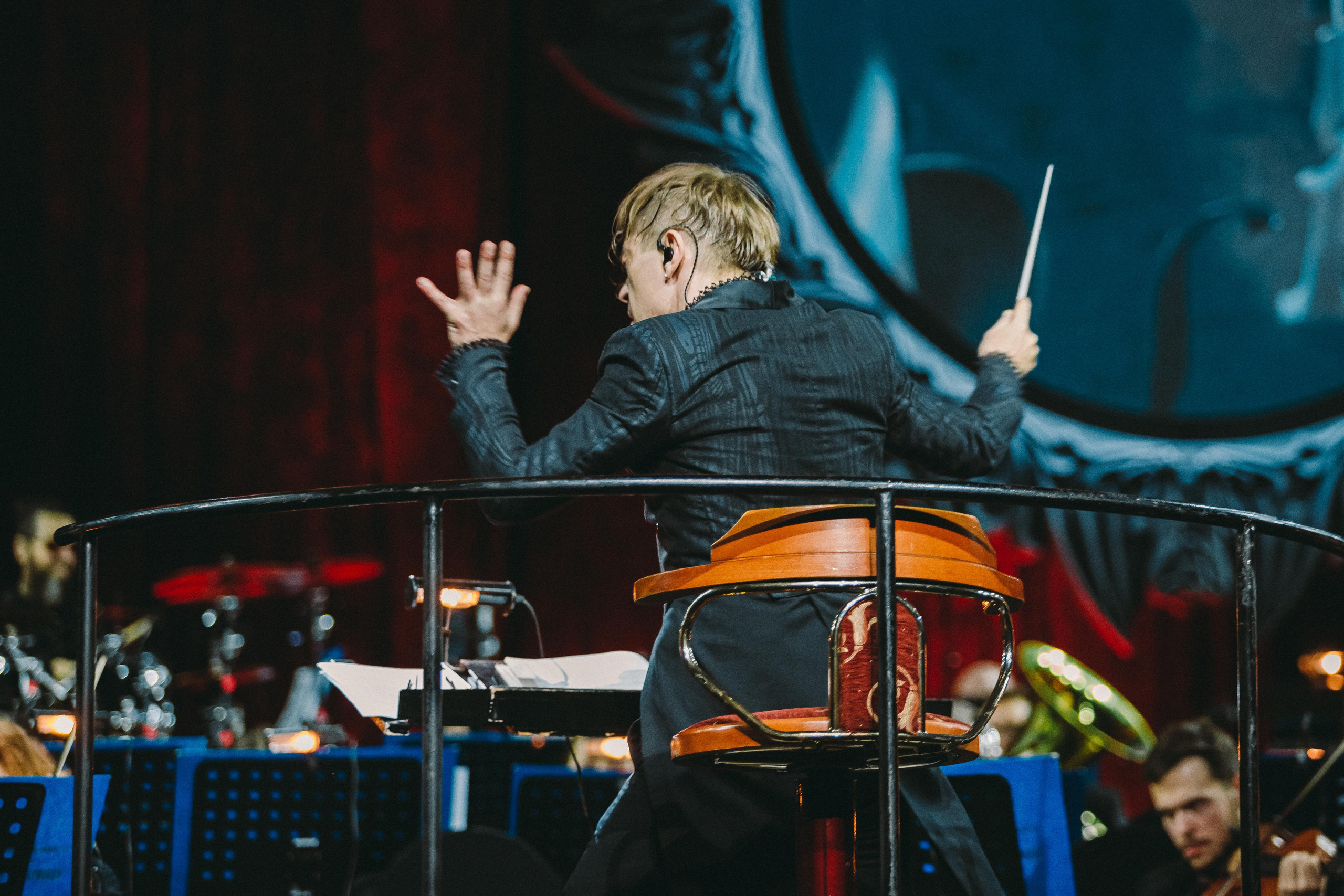 БИ-2 С СИМФОНИЧЕСКИМ ОРКЕСТРОМ. Photographer Sonkina Tatiana (Tanya Ash)