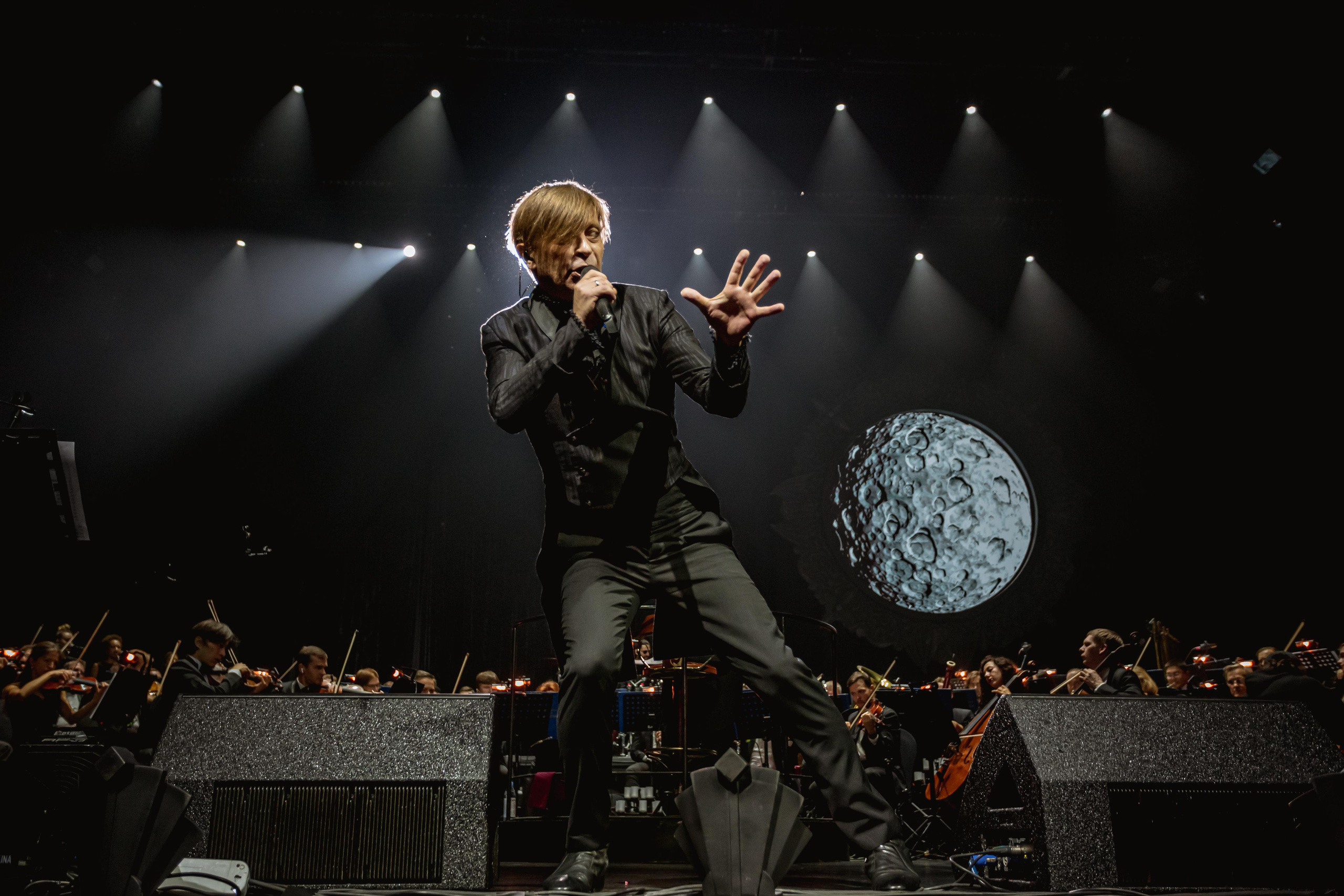 БИ-2 С СИМФОНИЧЕСКИМ ОРКЕСТРОМ. Photographer Sonkina Tatiana (Tanya Ash)