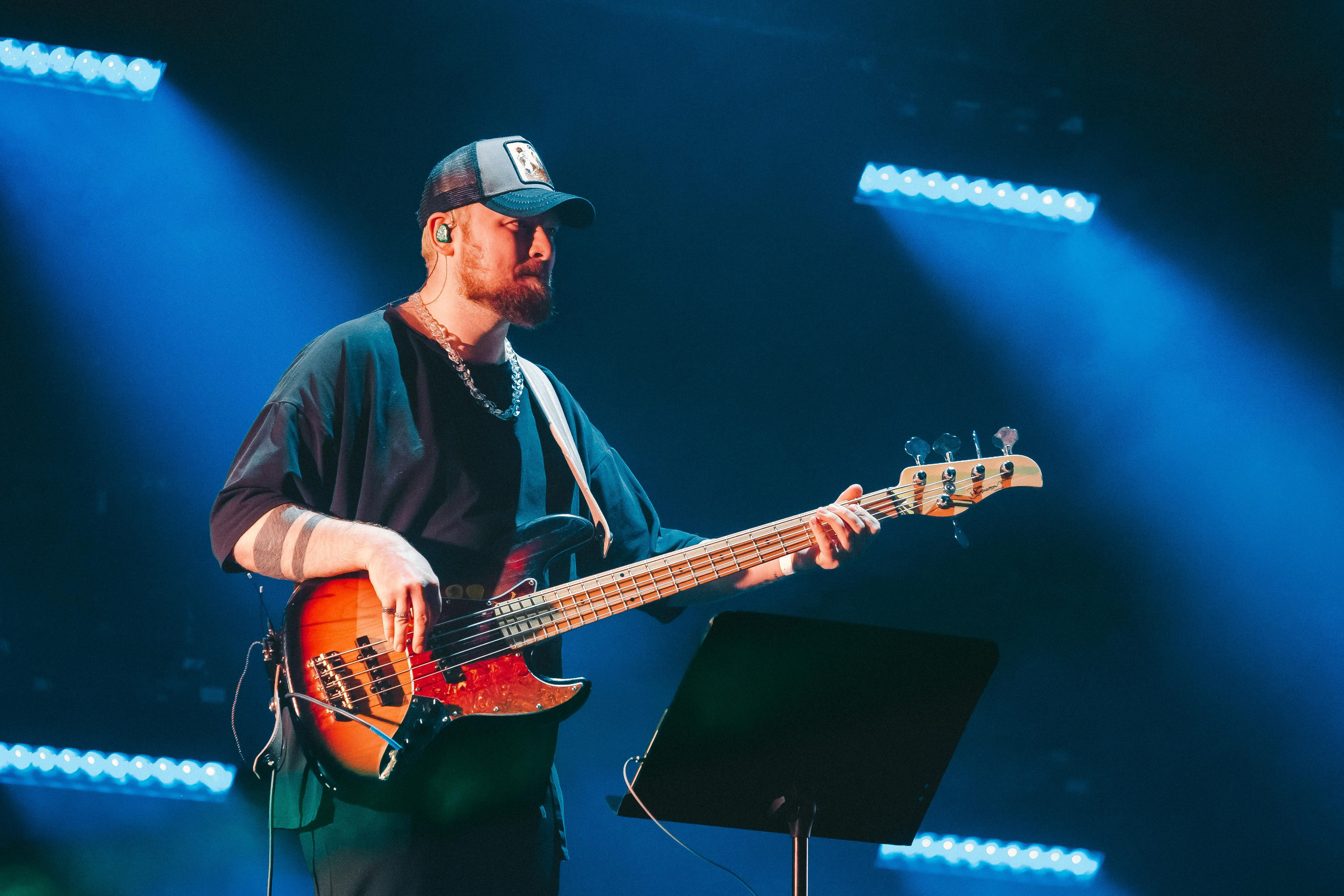 РУКИ ВВЕРХ. Фотограф Сонкина Татьяна