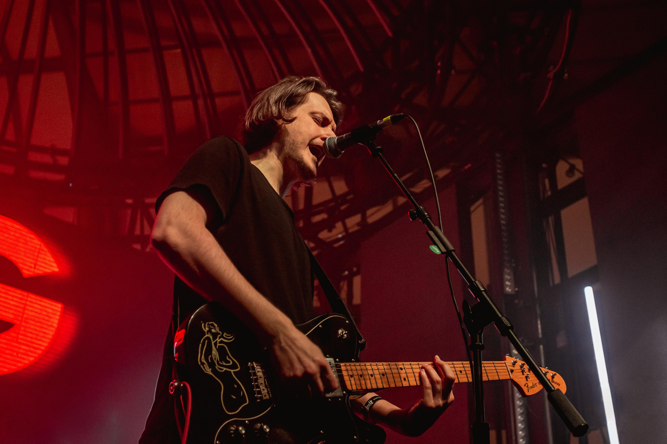 BITING ELBOWS. Photographer Sonkina Tatiana (Tanya Ash)