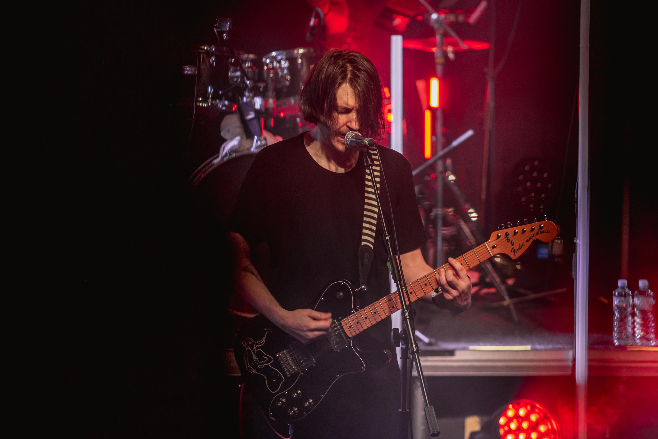 BITING ELBOWS. Photographer Sonkina Tatiana (Tanya Ash)