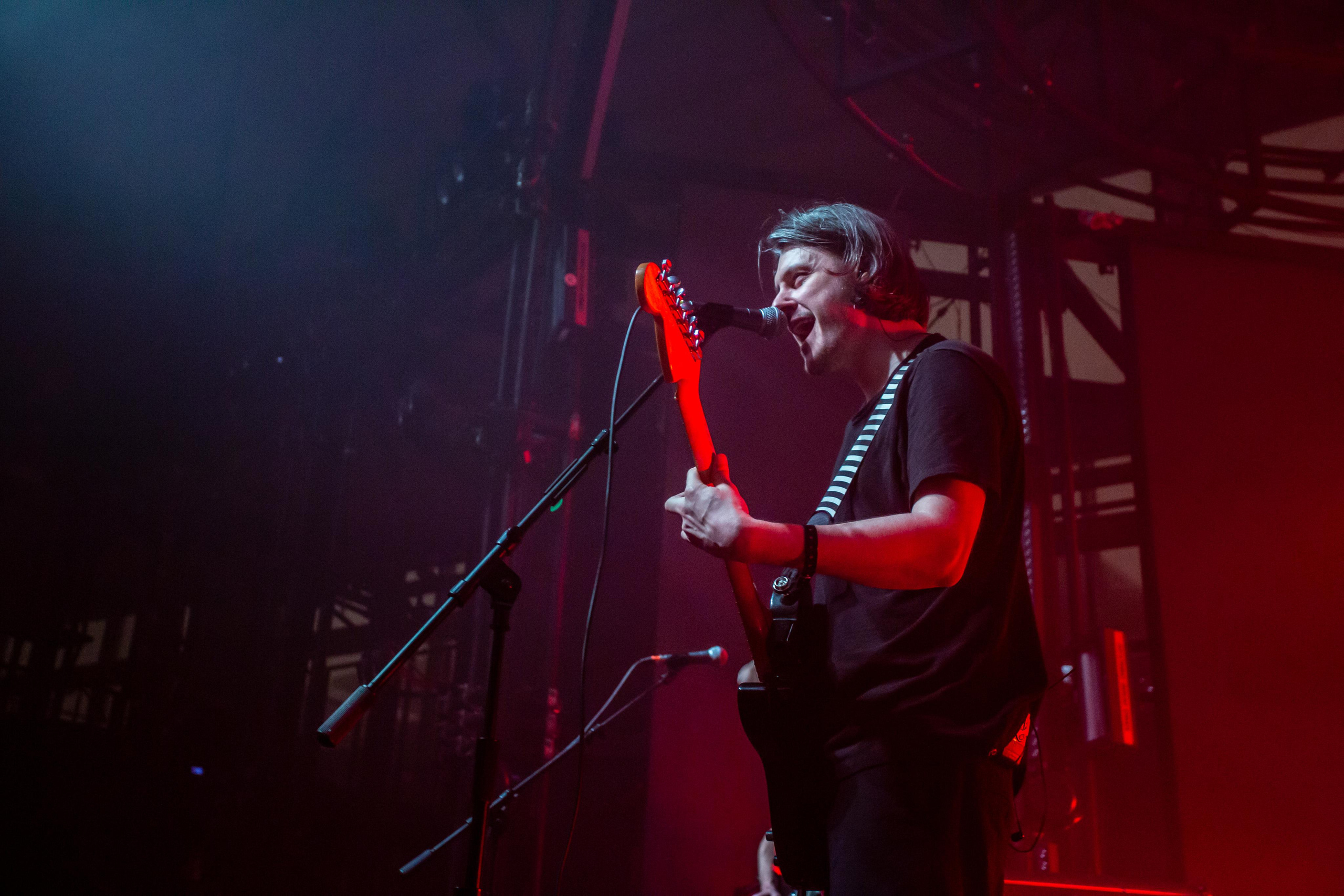 BITING ELBOWS. Photographer Sonkina Tatiana (Tanya Ash)