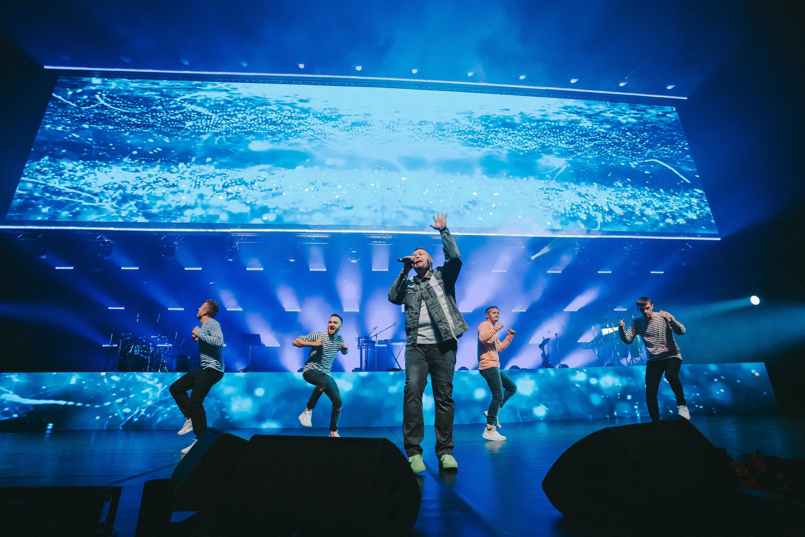 РУКИ ВВЕРХ. Фотограф Сонкина Татьяна