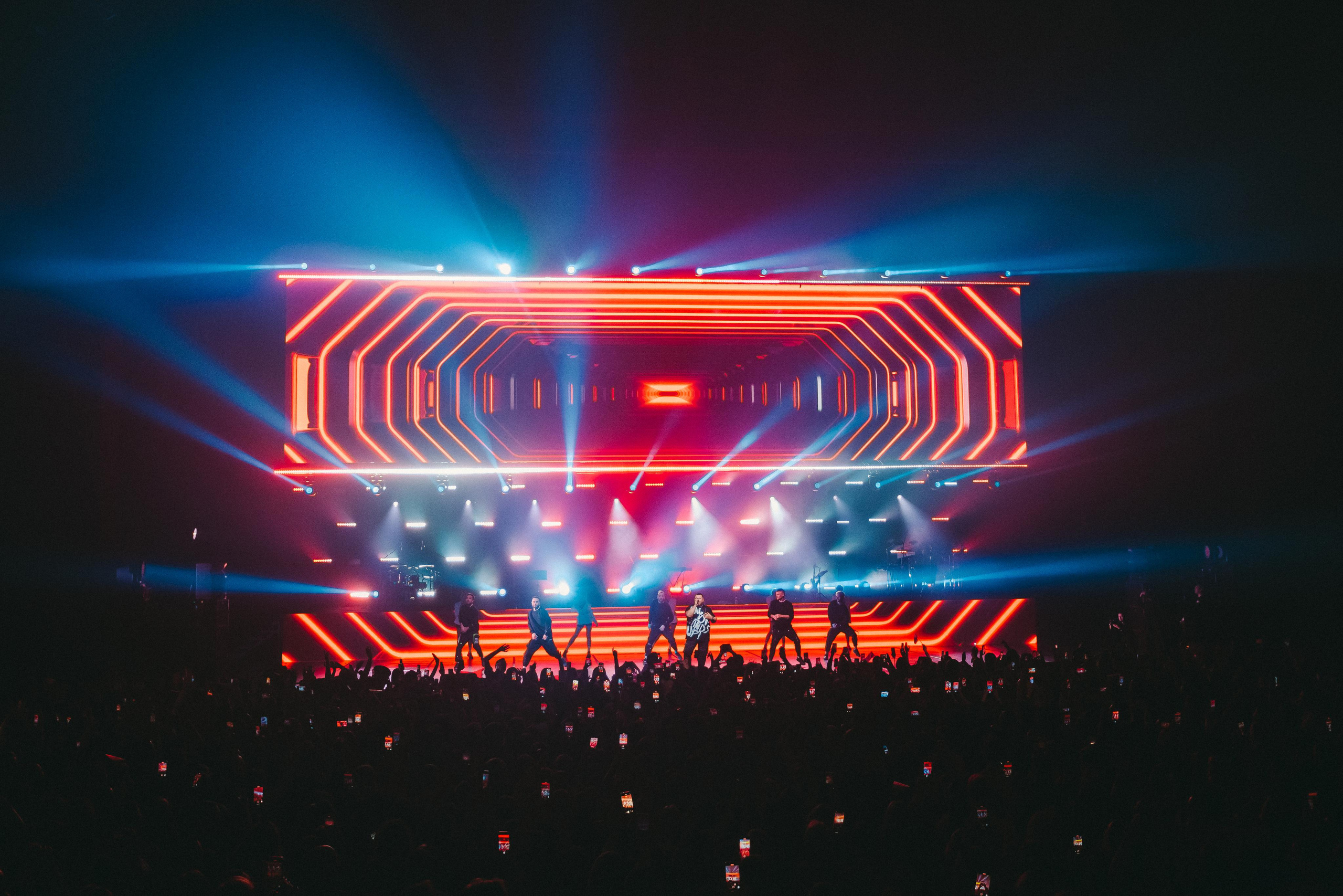 РУКИ ВВЕРХ. Фотограф Сонкина Татьяна