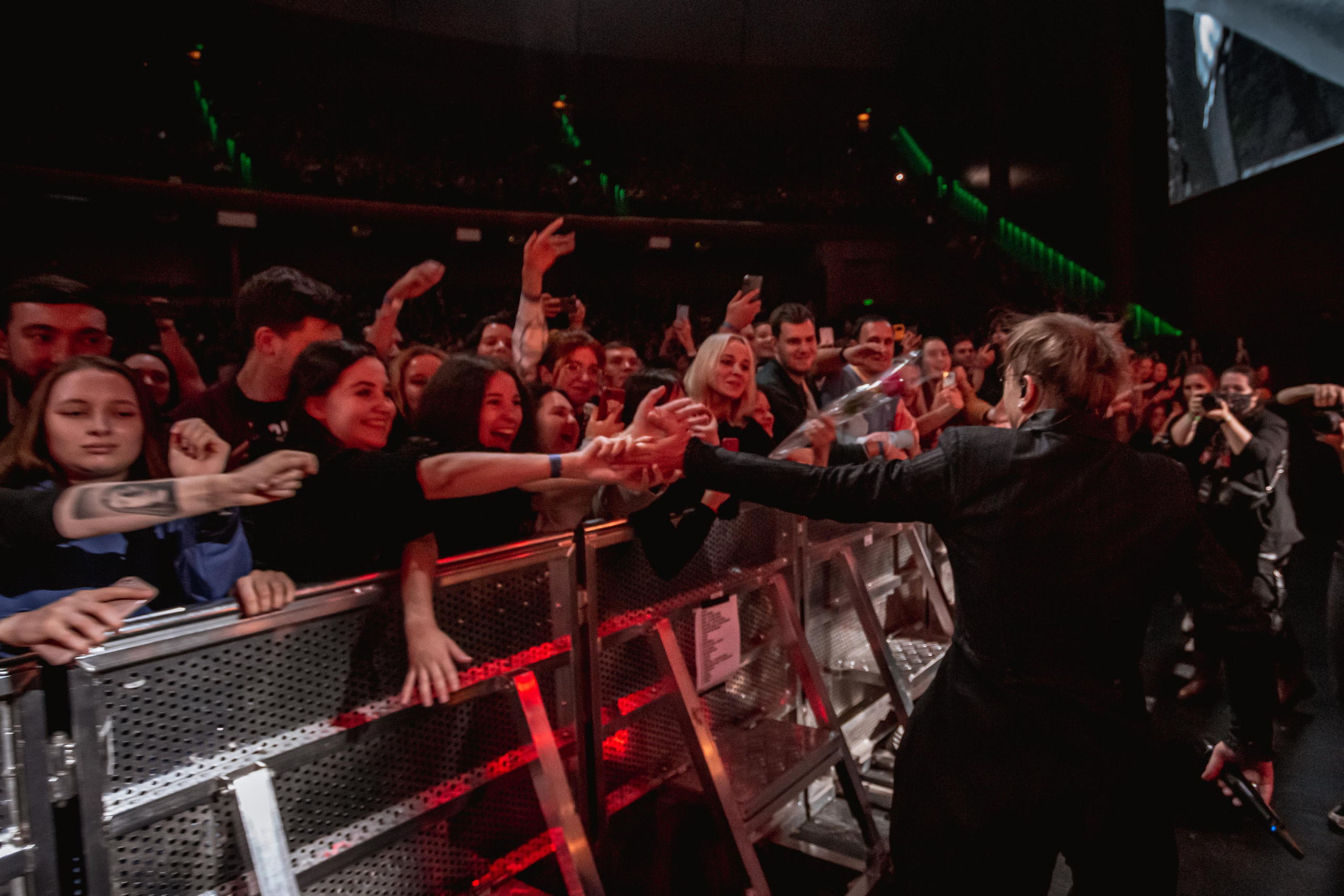 БИ-2 С СИМФОНИЧЕСКИМ ОРКЕСТРОМ. Photographer Sonkina Tatiana (Tanya Ash)