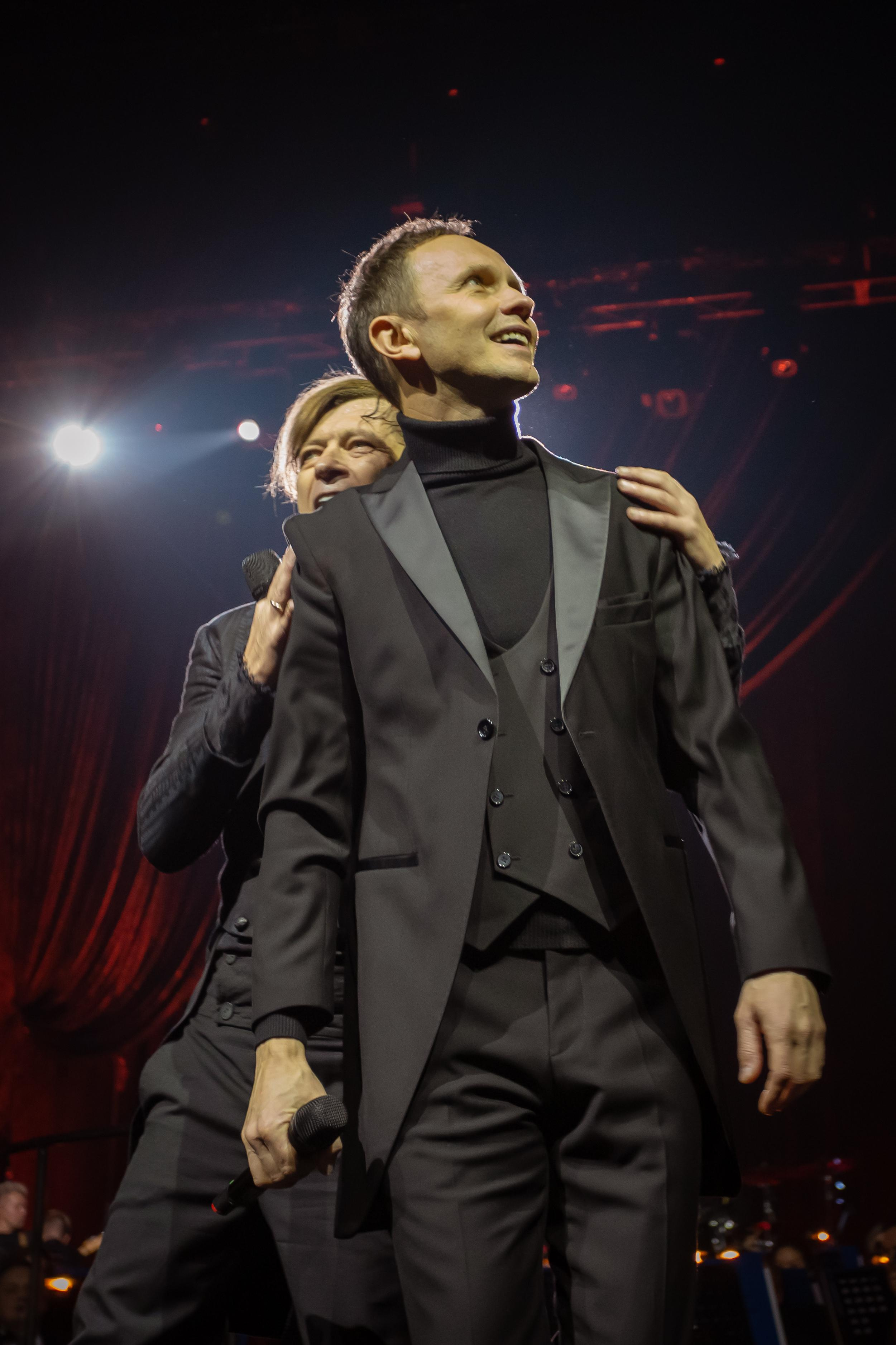 БИ-2 С СИМФОНИЧЕСКИМ ОРКЕСТРОМ. Photographer Sonkina Tatiana (Tanya Ash)