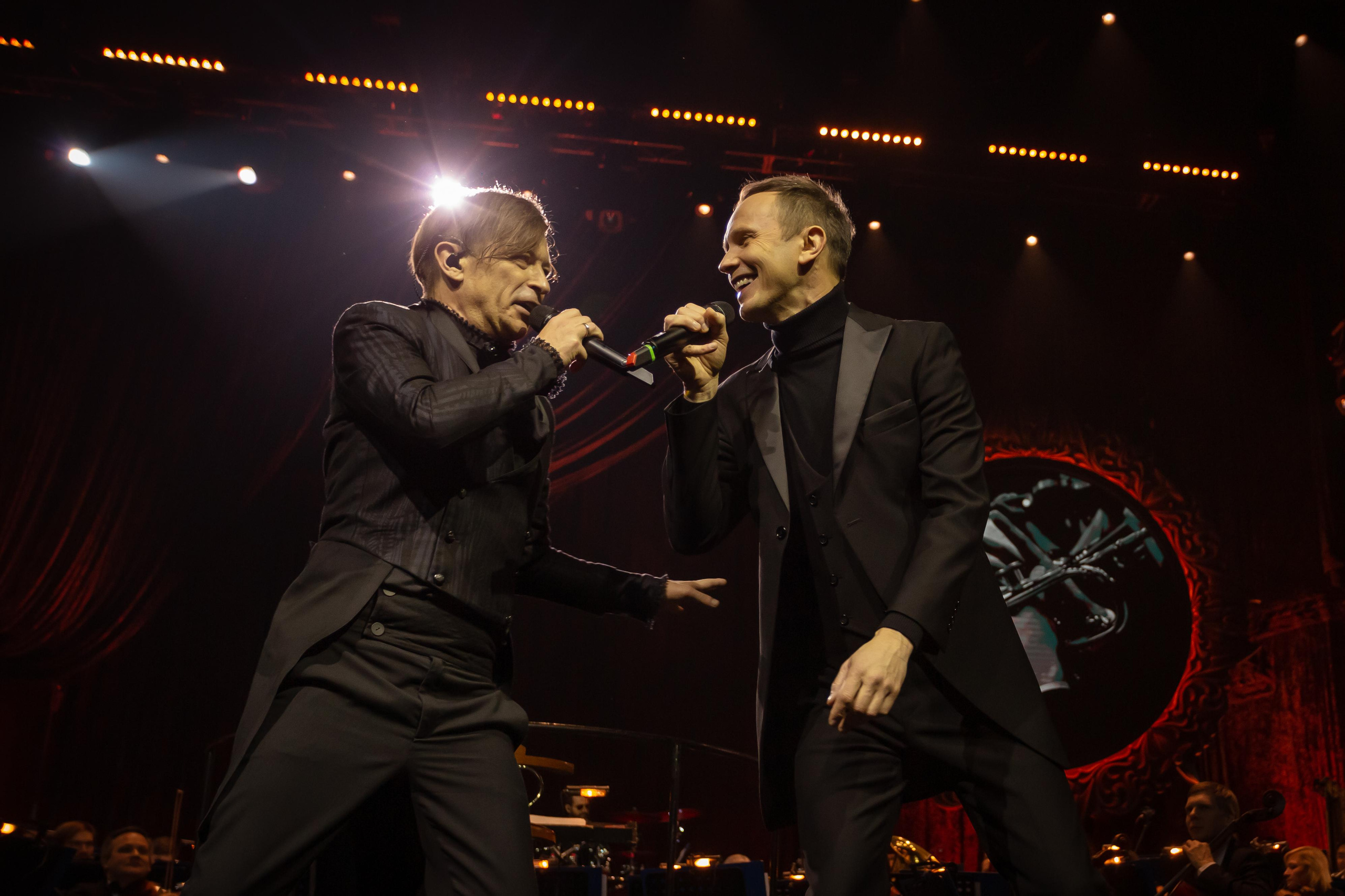 БИ-2 С СИМФОНИЧЕСКИМ ОРКЕСТРОМ. Photographer Sonkina Tatiana (Tanya Ash)