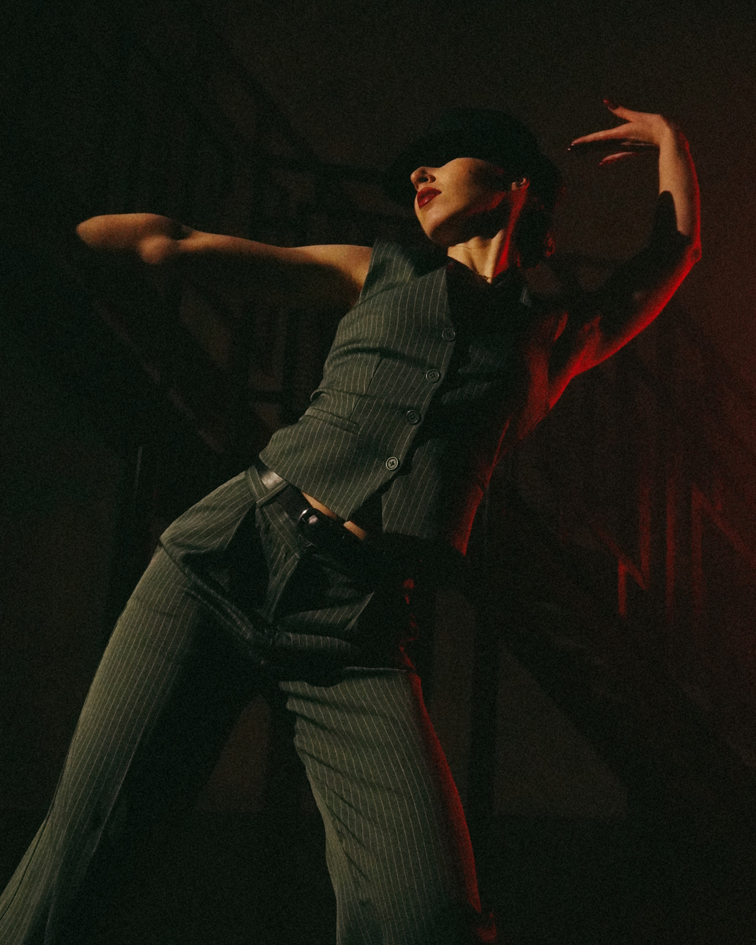 Острые козырьки. Фотограф Юлия Евсеева