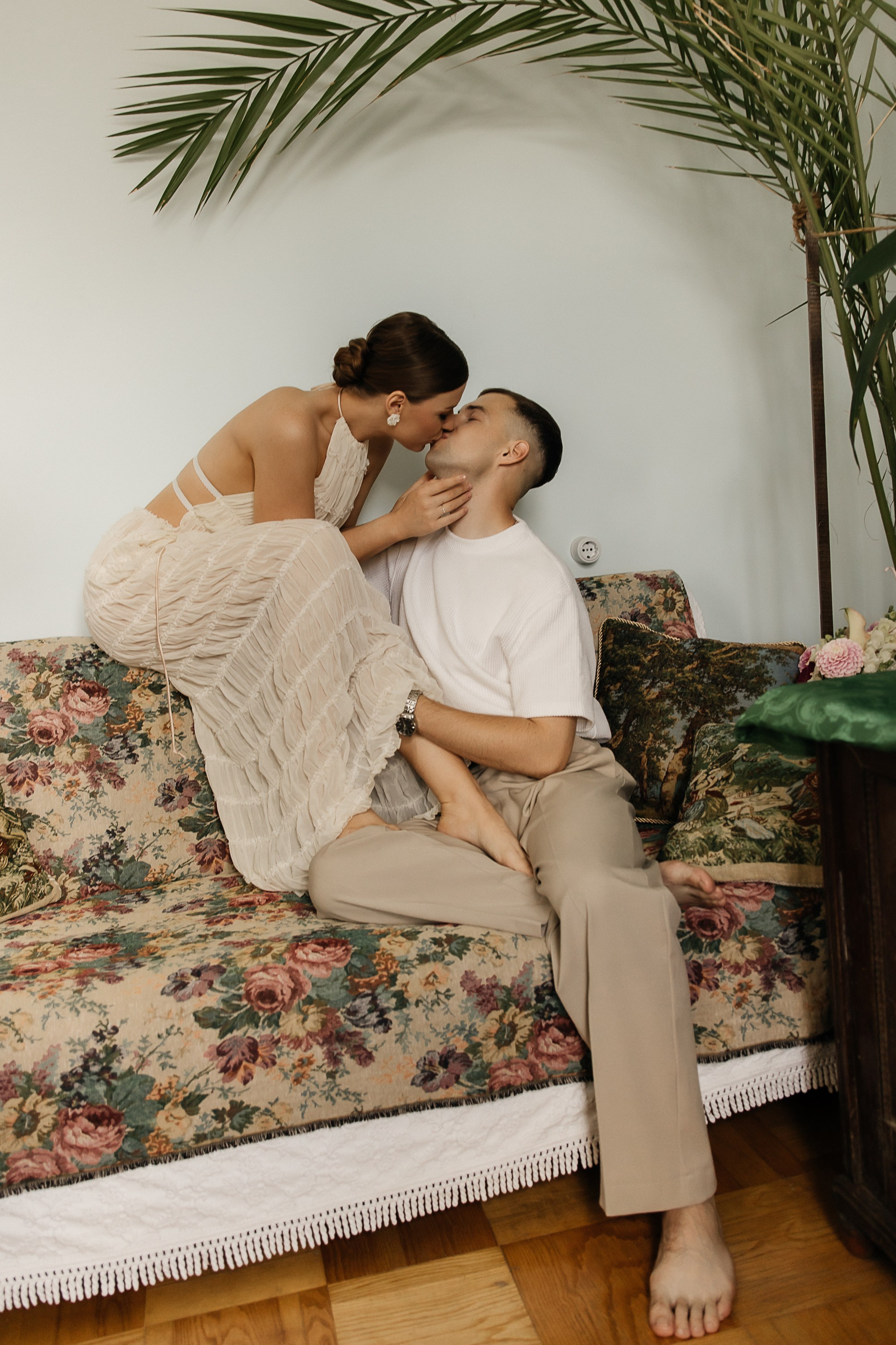 Свадьба в ретро-квартире. Свадебный и семейный фотограф Виолетта Сидельникова. Краснодар, Россия, Беларусь, Европа