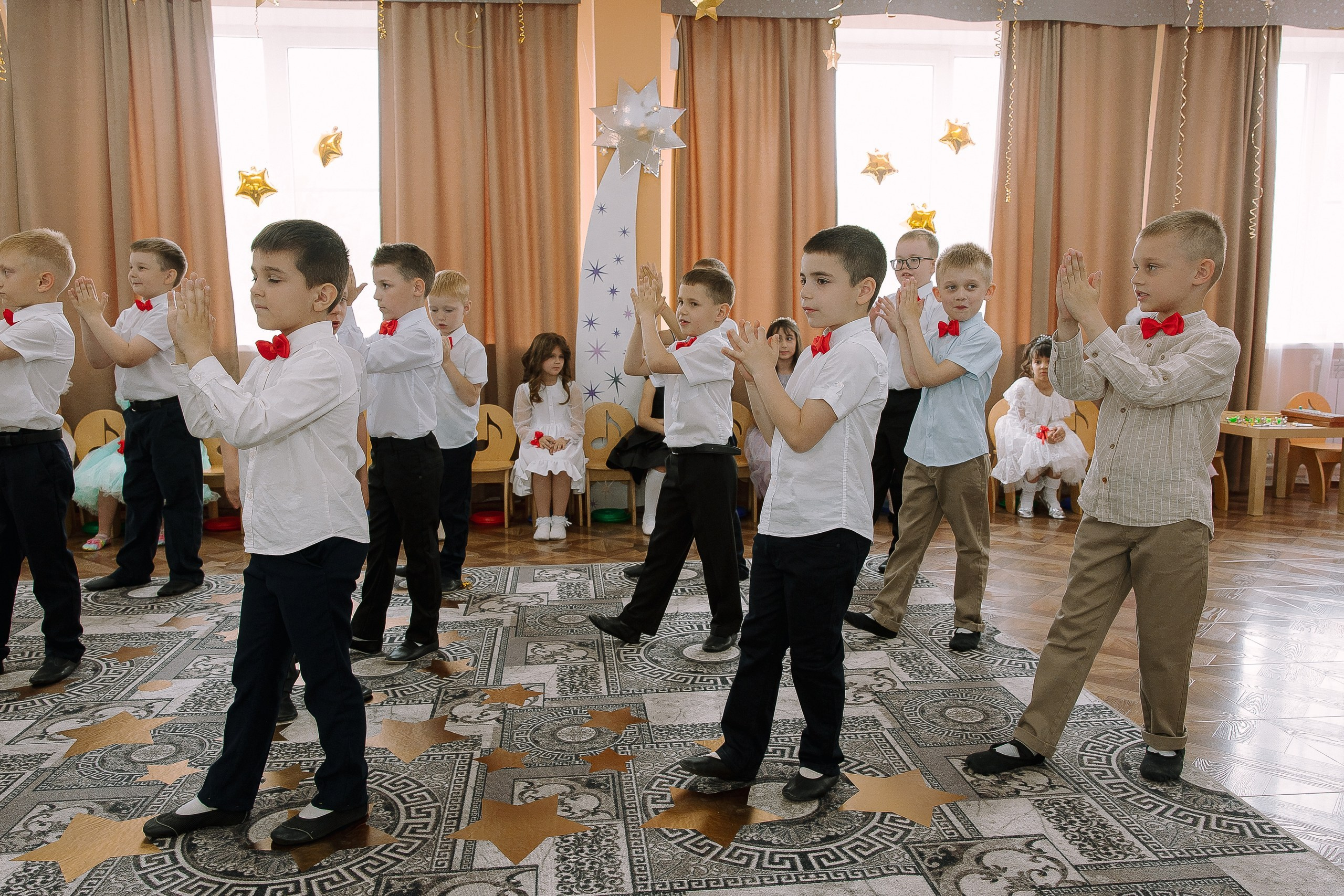 Выпускной в ДС 26. Выпускные альбомы Натальи Бутко: Новороссийск, Анапа, Геленджик