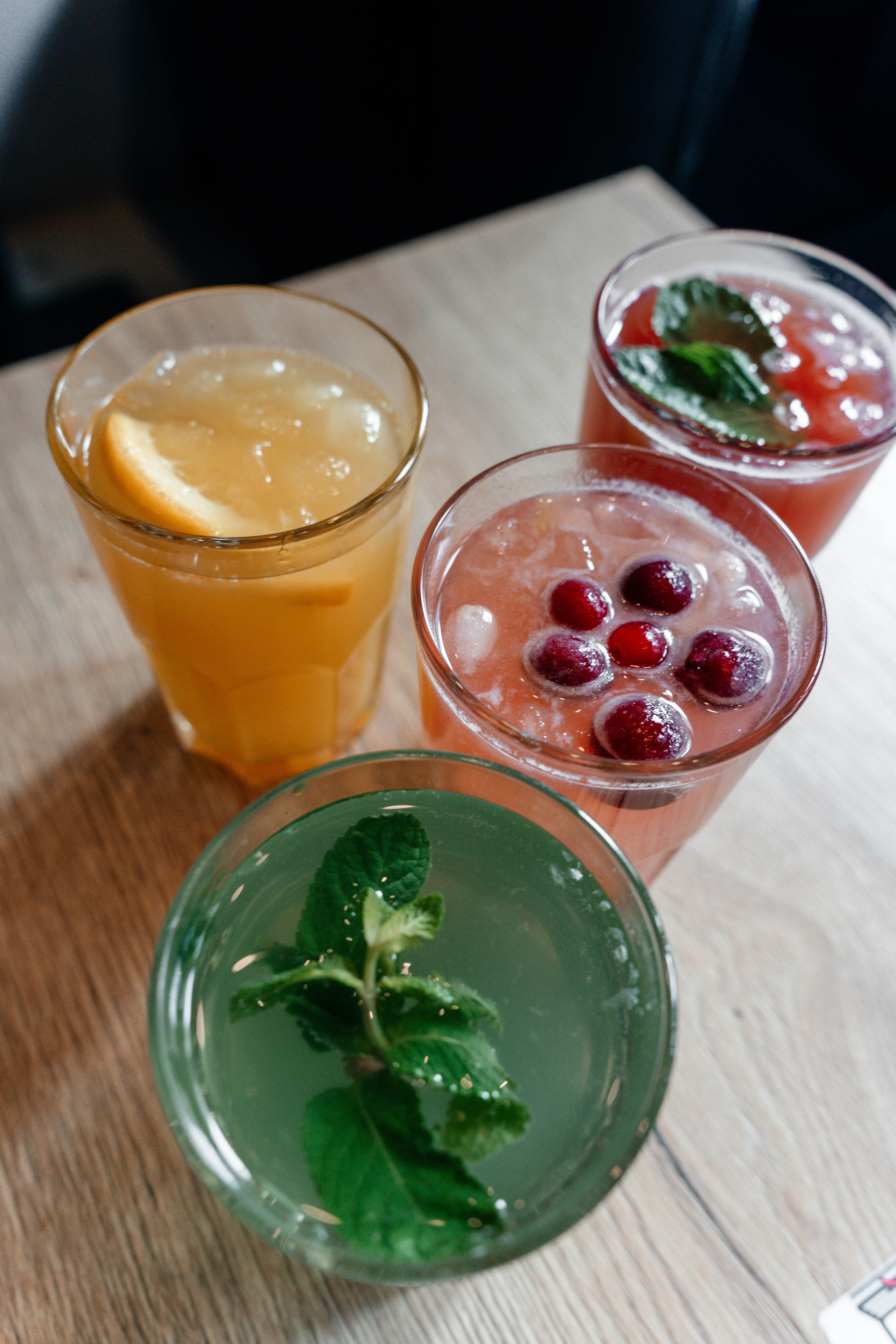 Контент- съёмка для кофейни «ЗАРЯД». Ваш семейный фотограф в Минске — Вика Трегубова